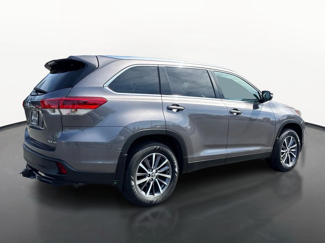 2019 Toyota Highlander XLE V6 AWD