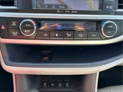 2019 Toyota Highlander XLE V6 AWD