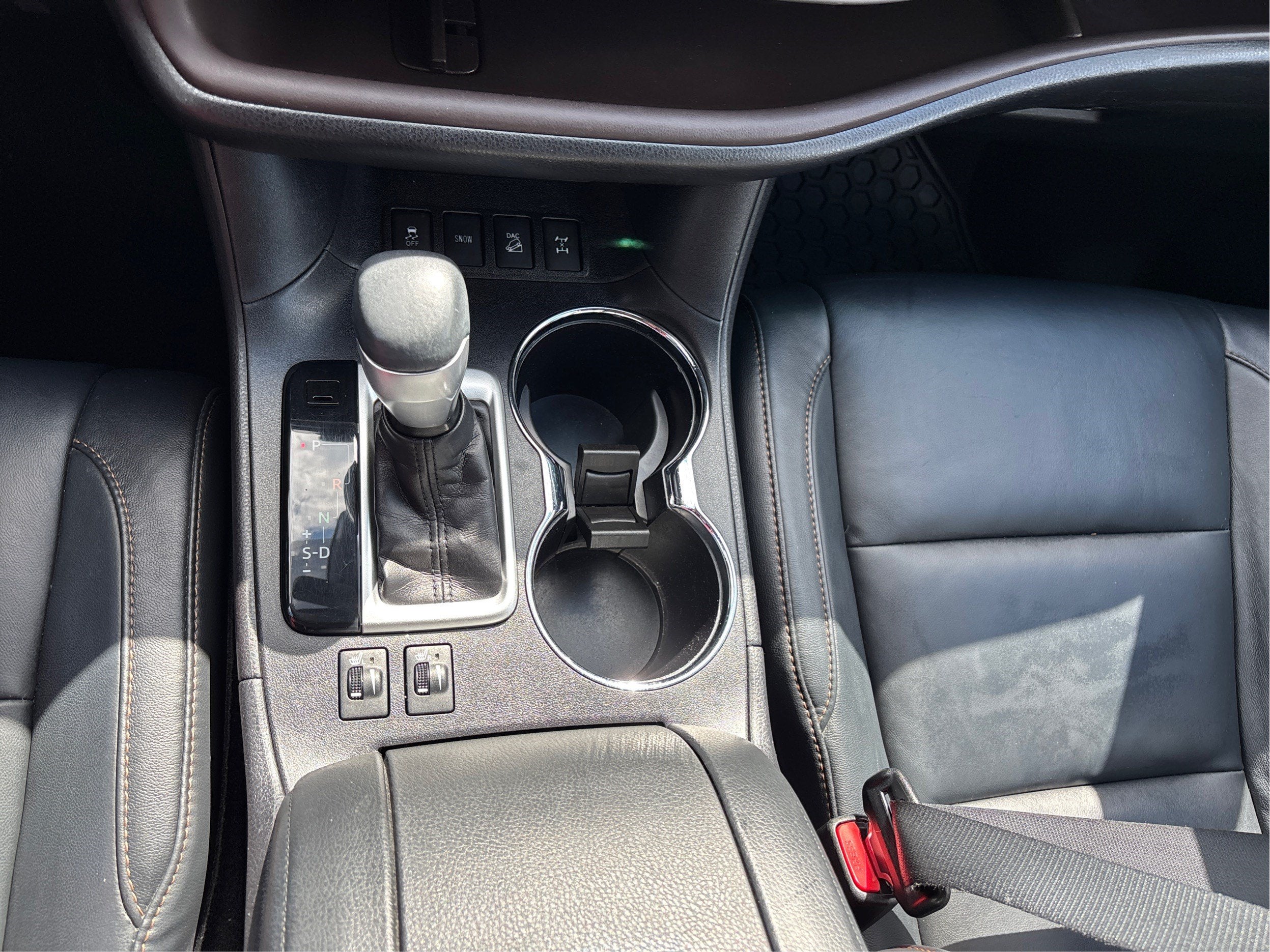 2017 Toyota Highlander XLE V6 AWD