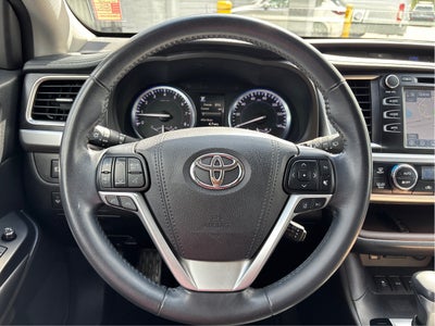 2017 Toyota Highlander XLE V6 AWD