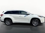 2017 Toyota Highlander XLE V6 AWD
