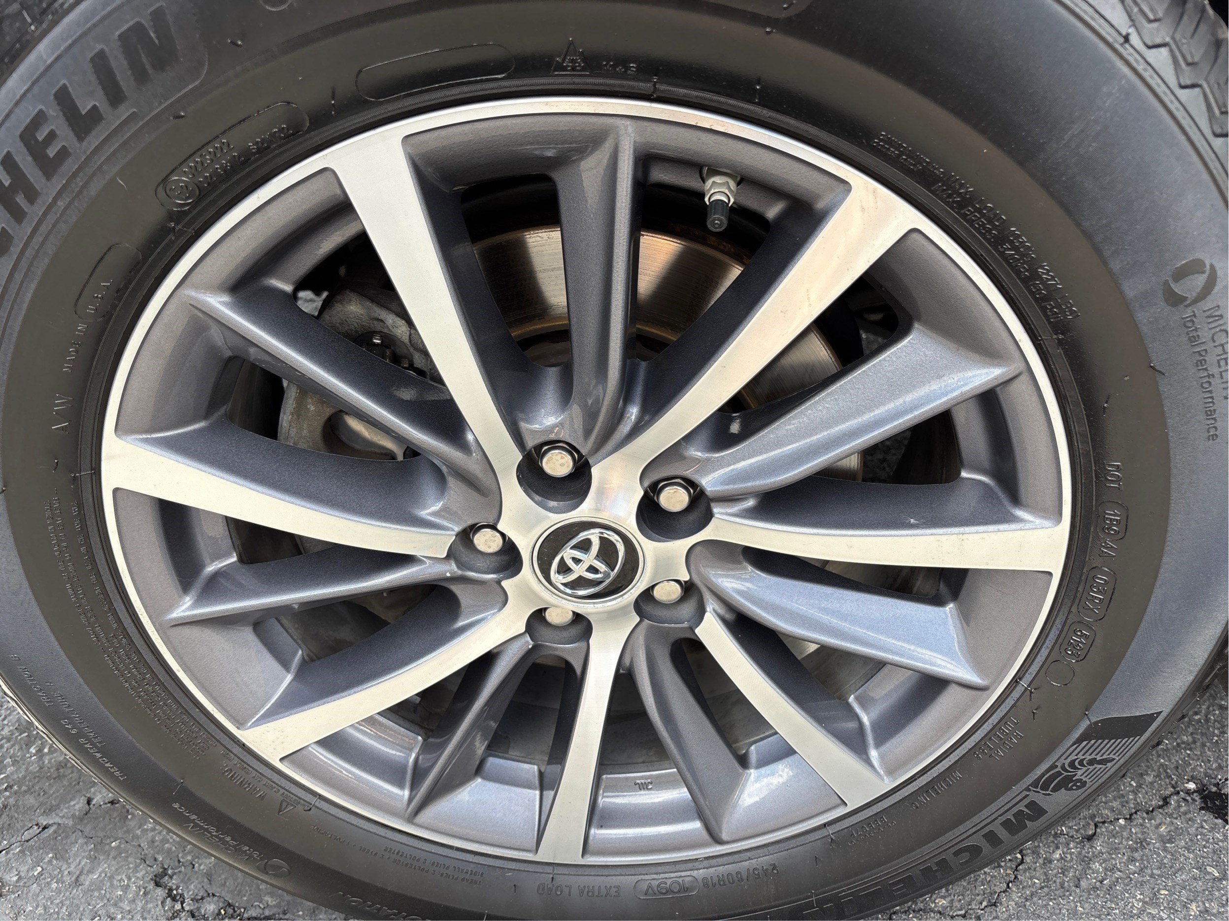 2017 Toyota Highlander XLE V6 AWD