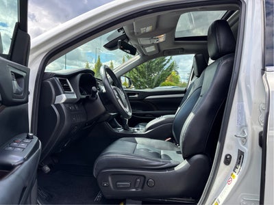 2017 Toyota Highlander XLE V6 AWD