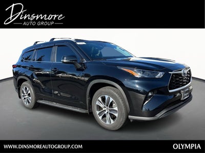 2023 Toyota Highlander Hybrid XLE AWD