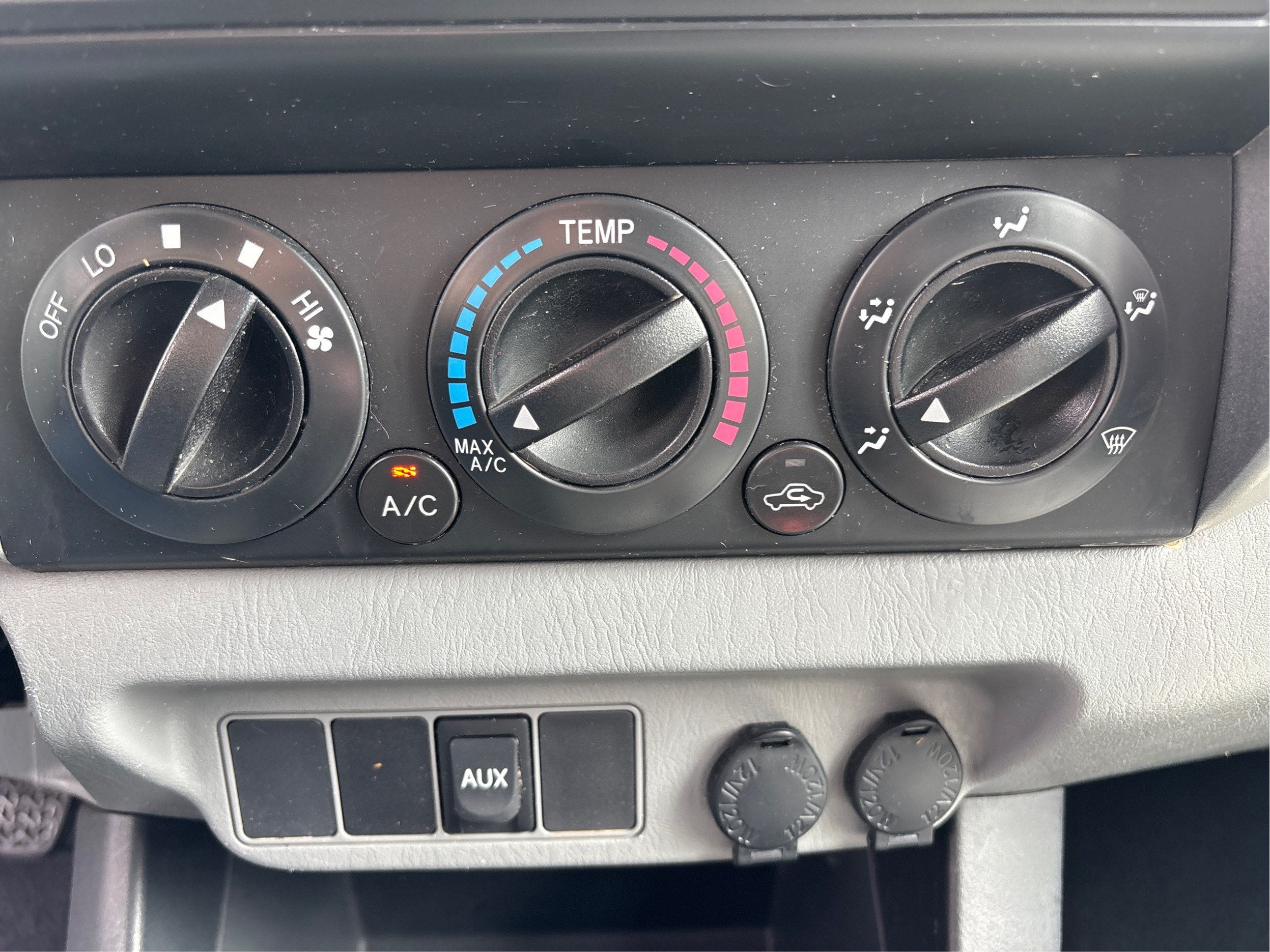 2012 Toyota Tacoma 2WD Access Cab I4 MT