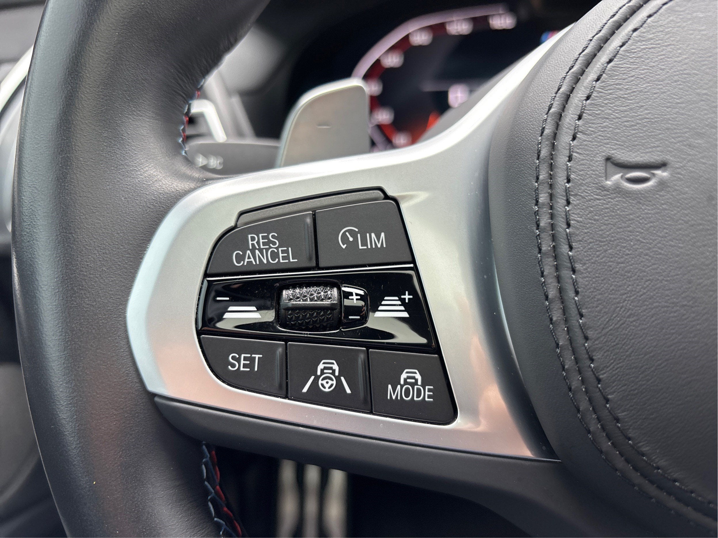 2024 BMW X4 M40i