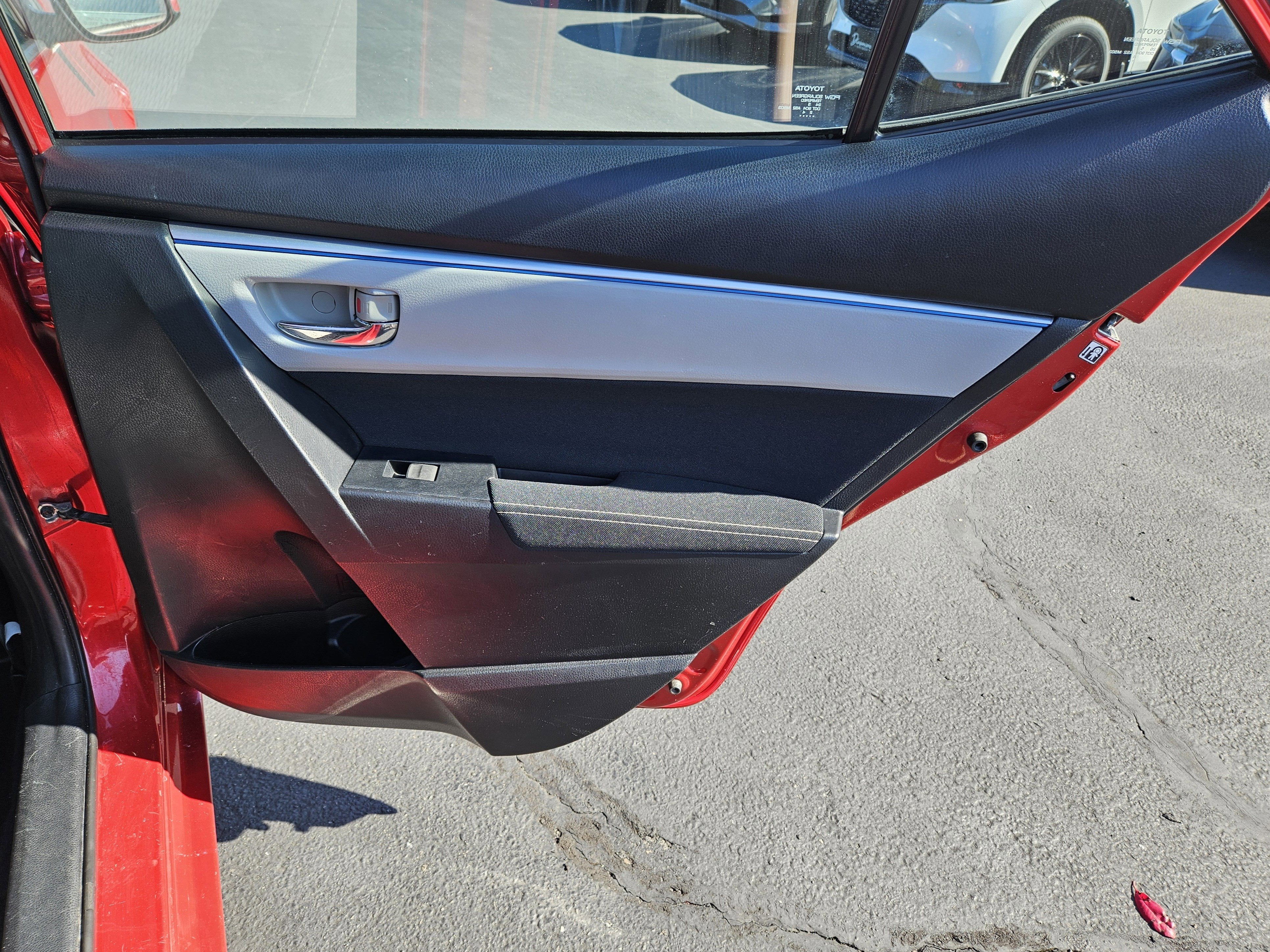 2015 Toyota Corolla LE Plus