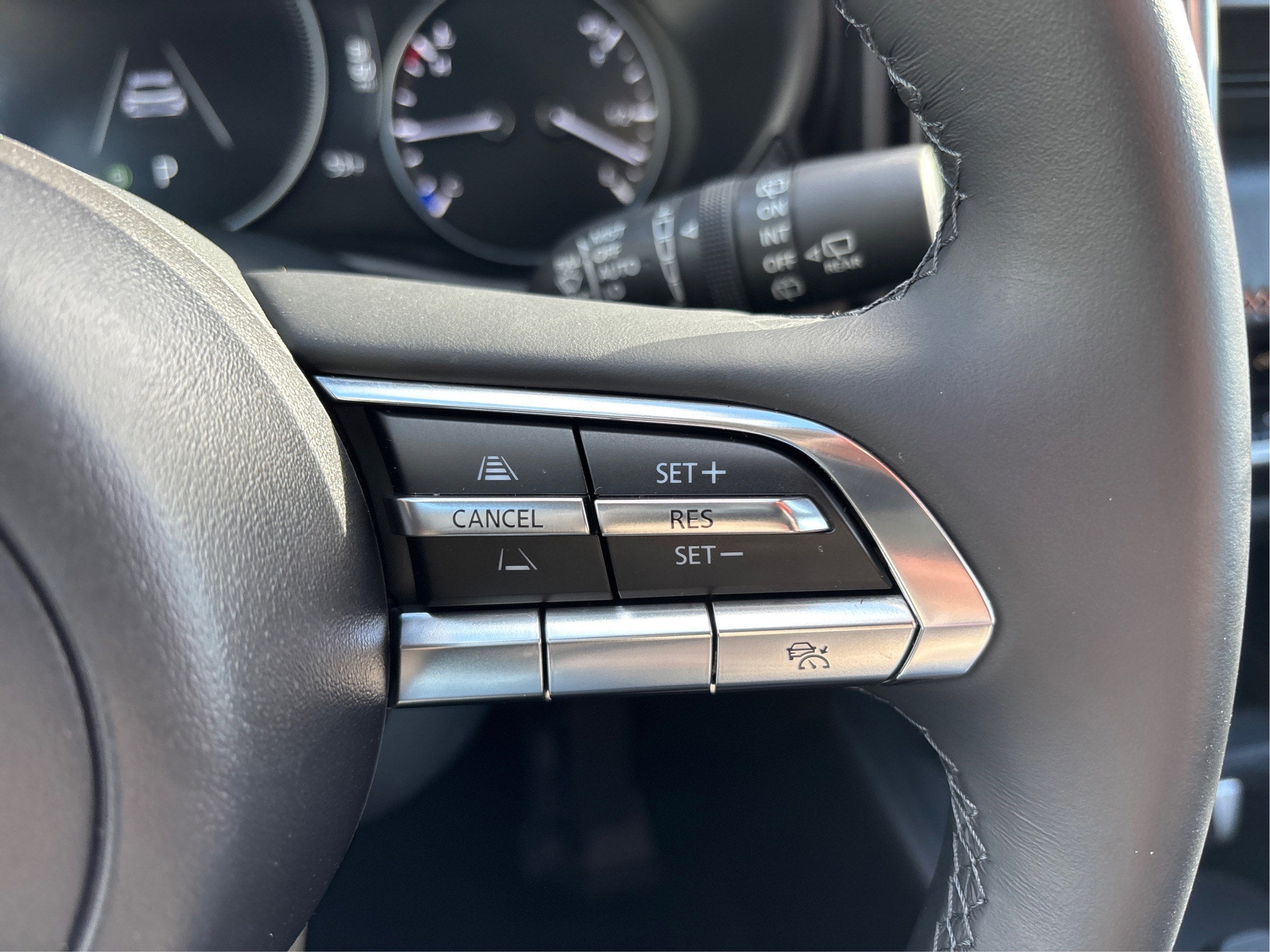 2025 Mazda Mazda CX-50 Hybrid Premium AWD