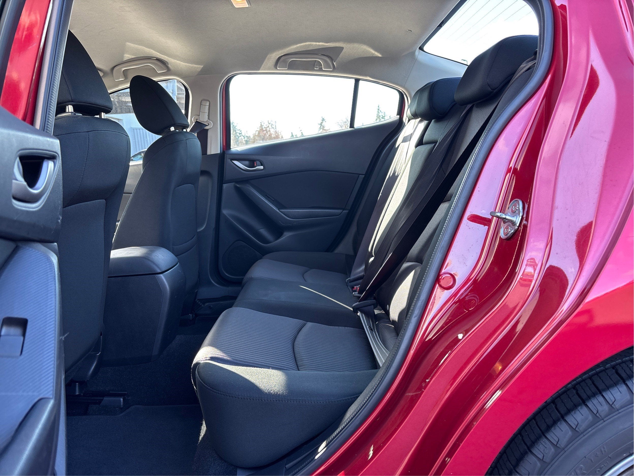 2016 Mazda Mazda3 i Sport