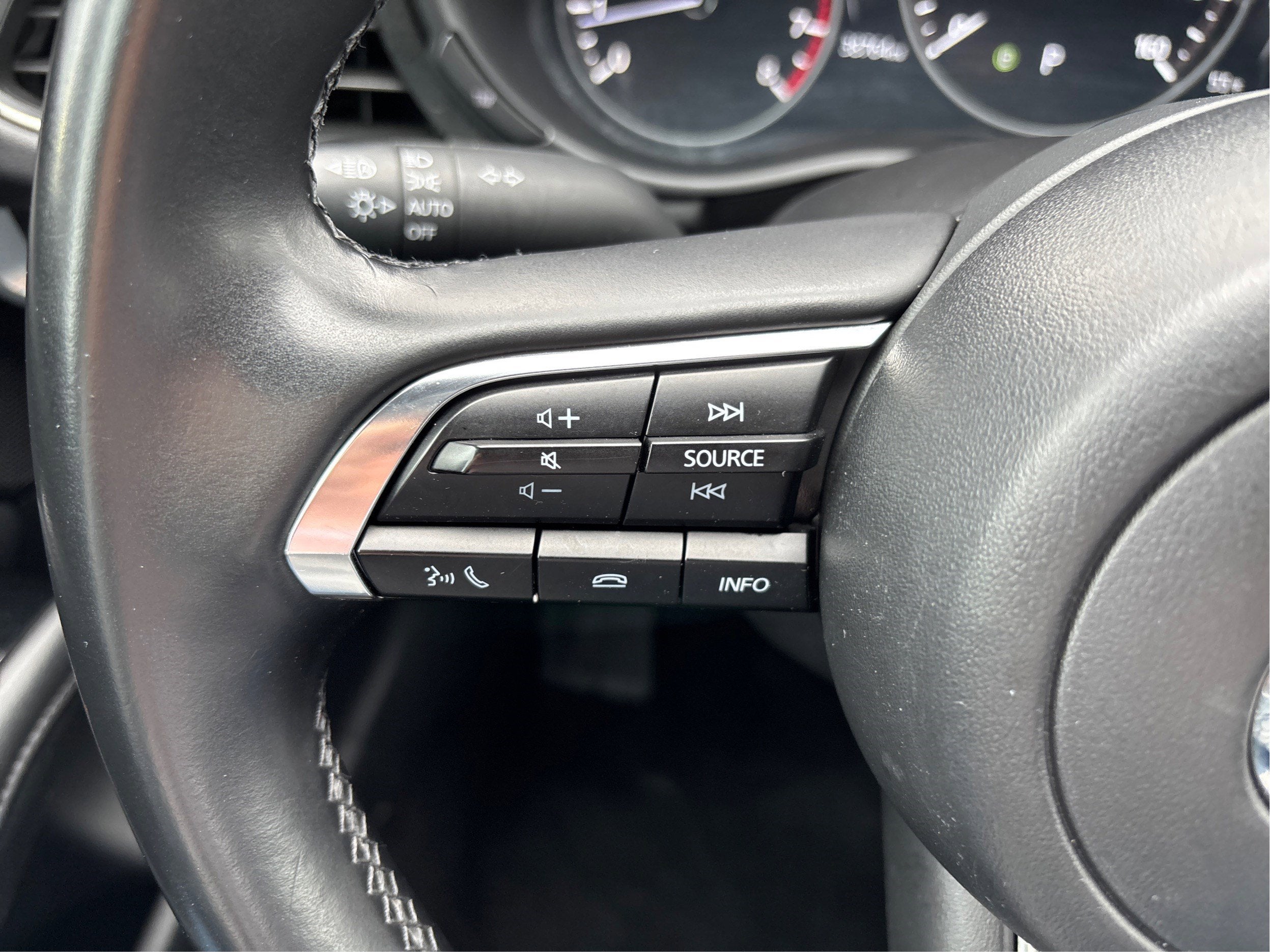 2025 Mazda Mazda3 Select Sport