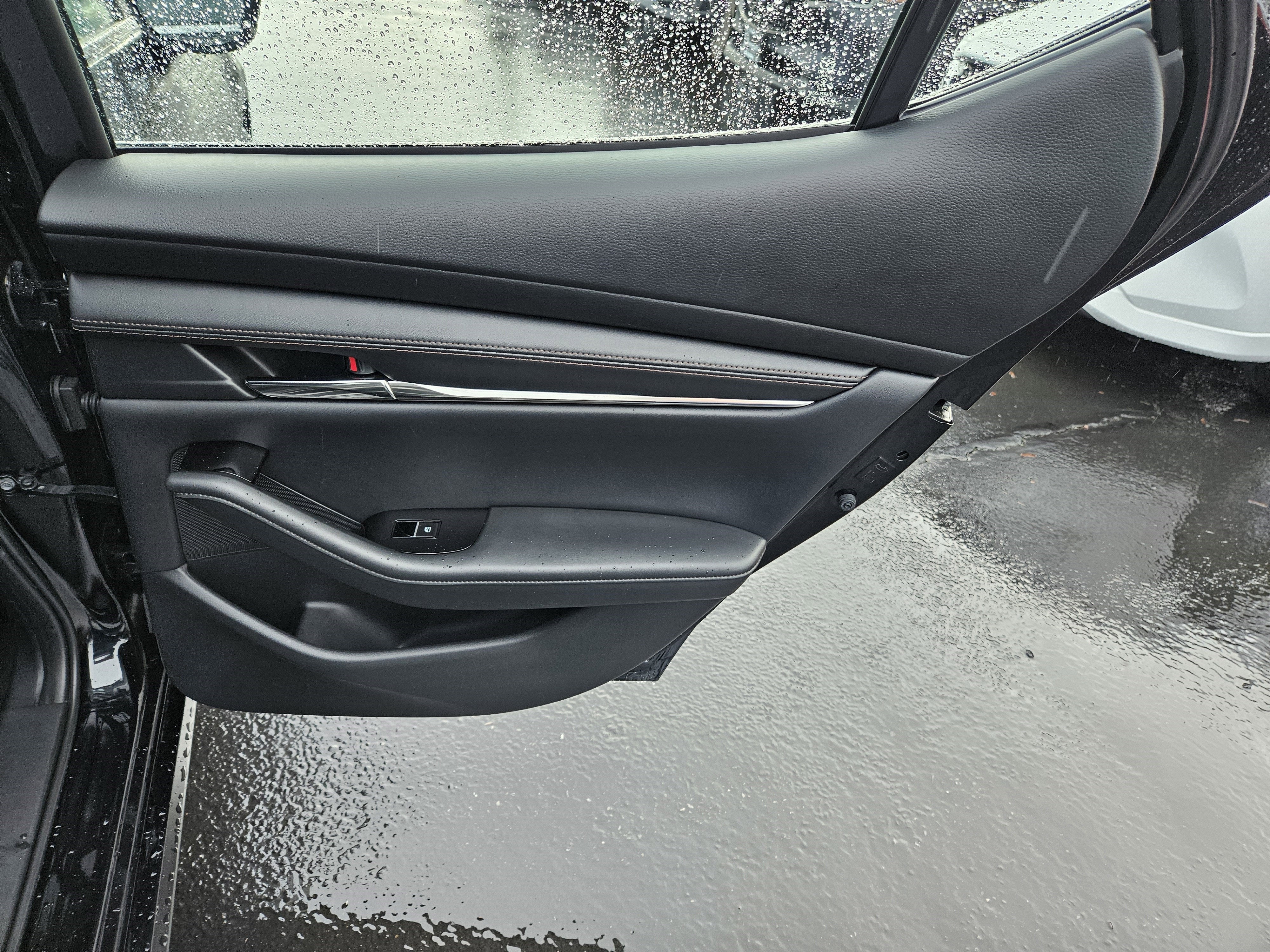 2024 Mazda Mazda3 2.5 S Preferred Auto FWD