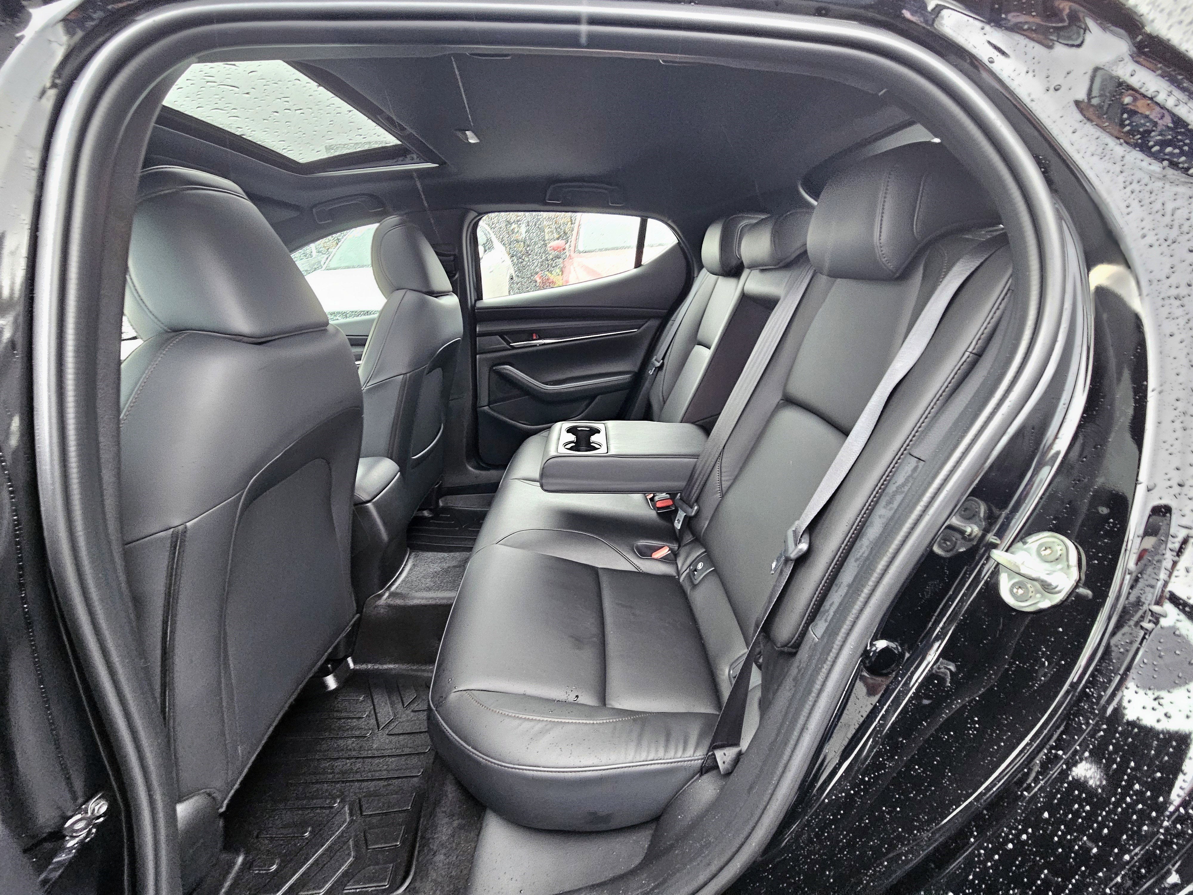 2024 Mazda Mazda3 2.5 S Preferred Auto FWD