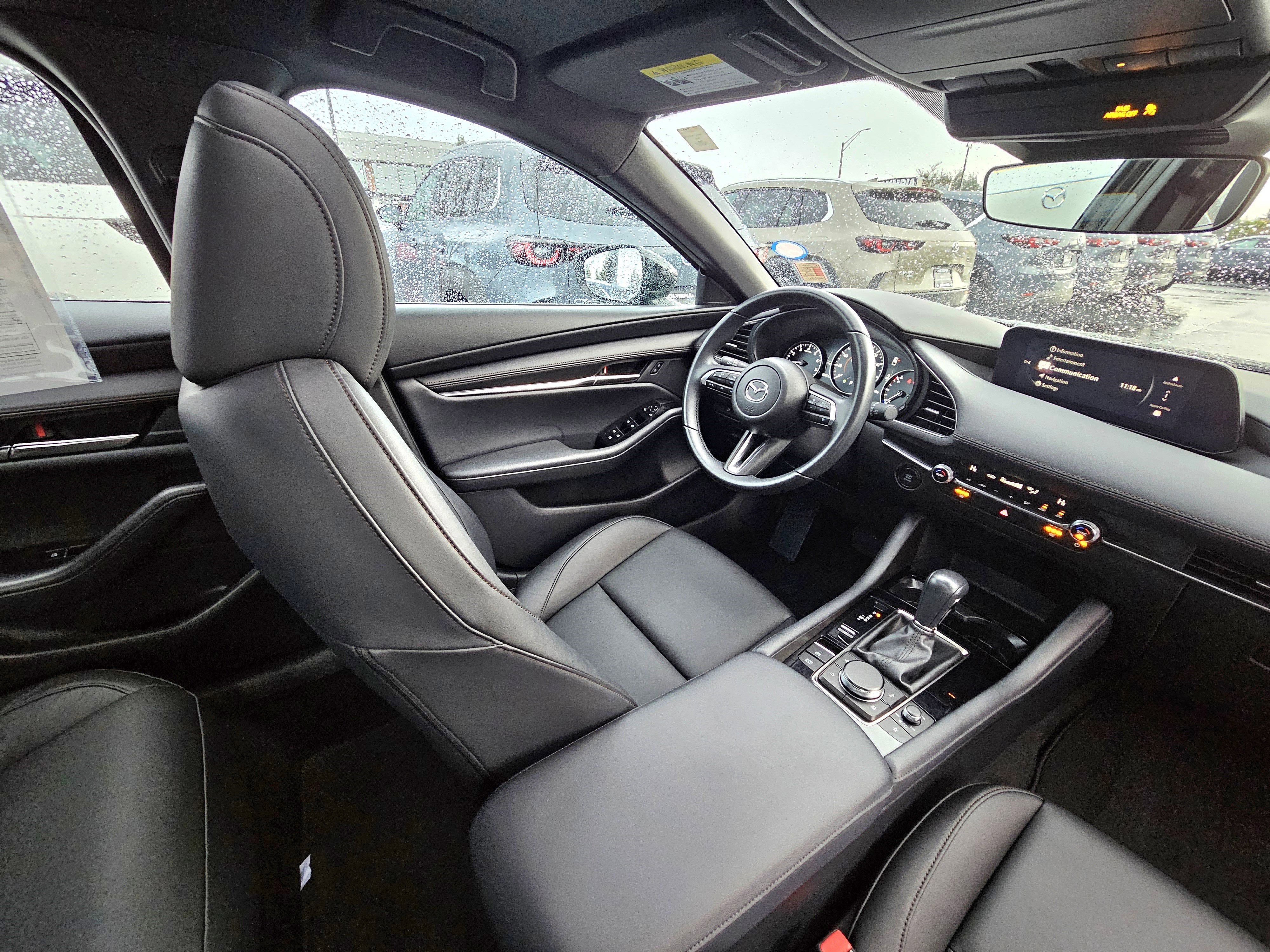 2024 Mazda Mazda3 2.5 S Preferred Auto FWD