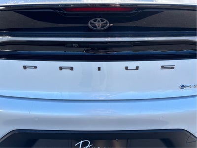 2025 Toyota Prius Plug-In Hybrid SE