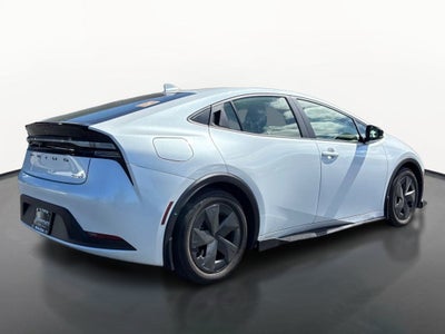 2025 Toyota Prius Plug-In Hybrid SE