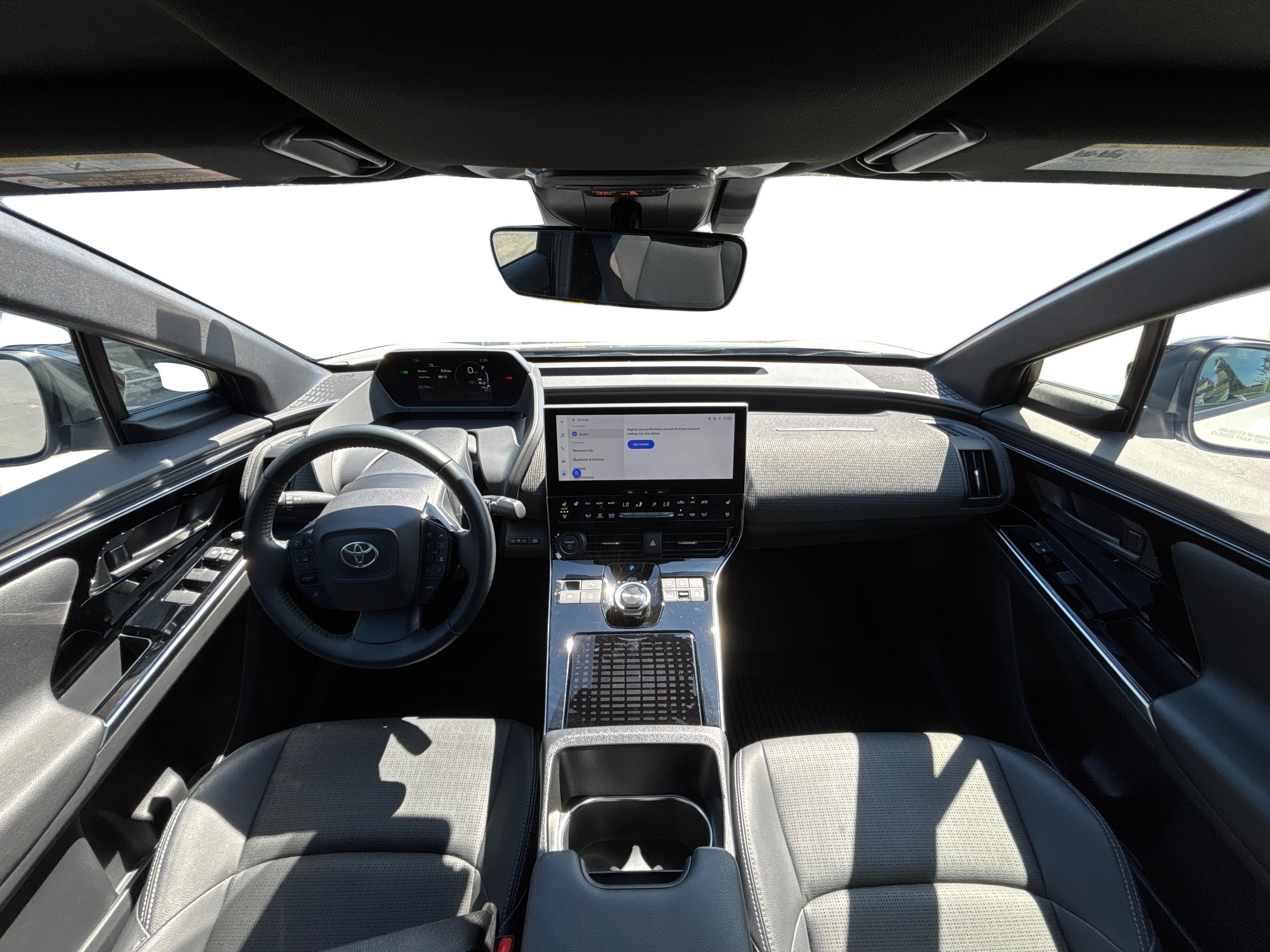 2023 Toyota bZ4X Limited AWD