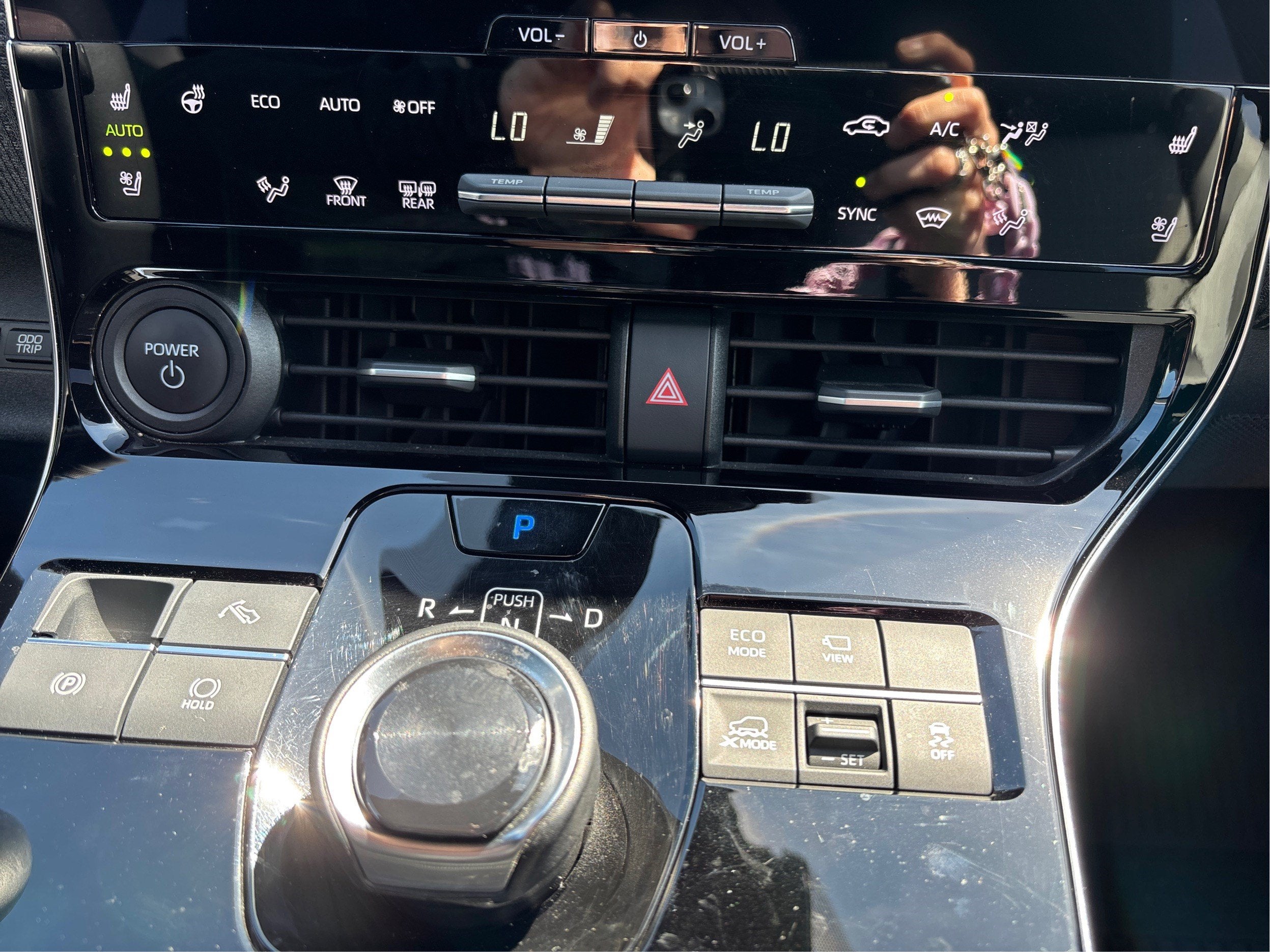 2023 Toyota bZ4X Limited AWD