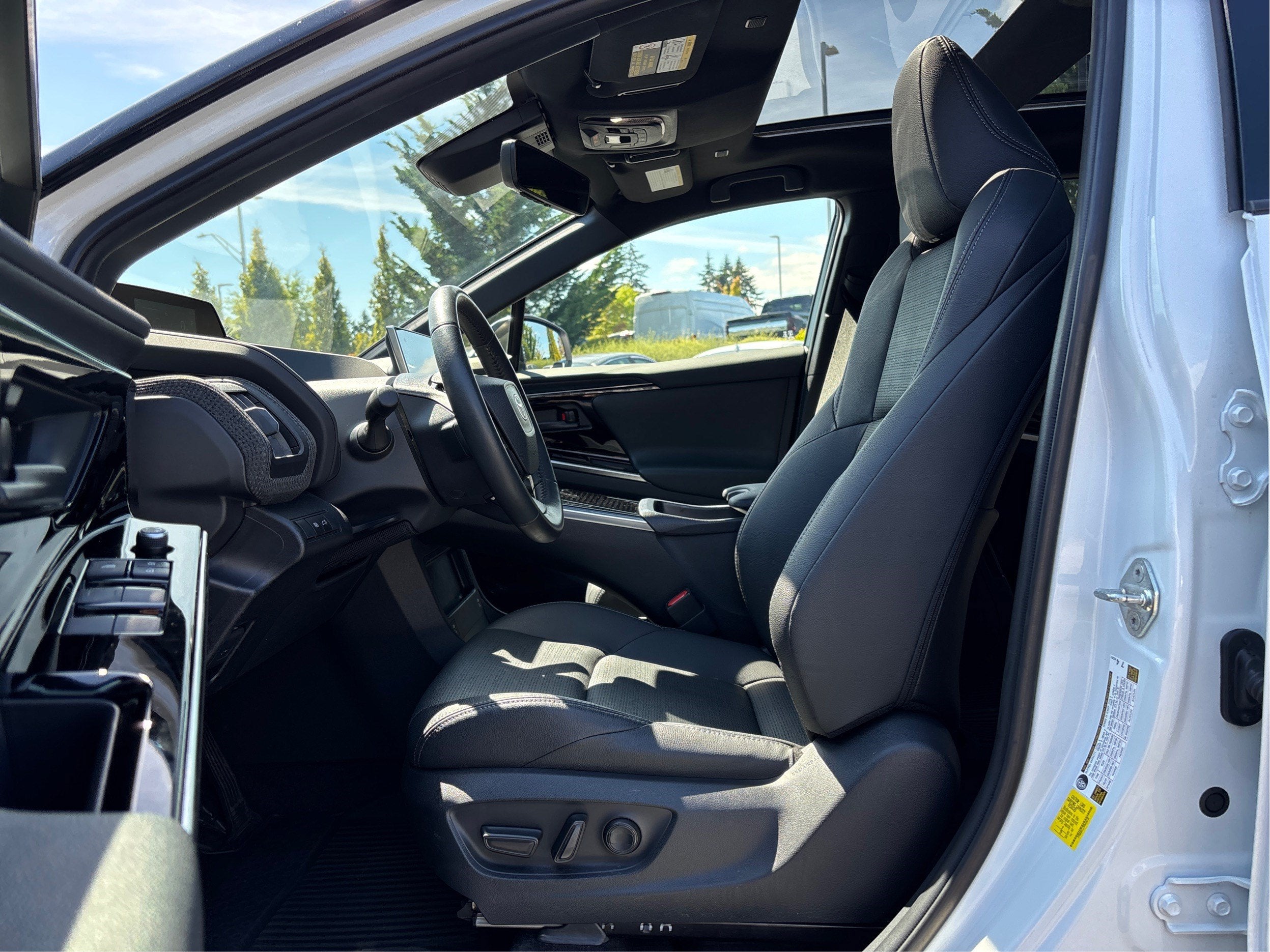 2023 Toyota bZ4X Limited AWD