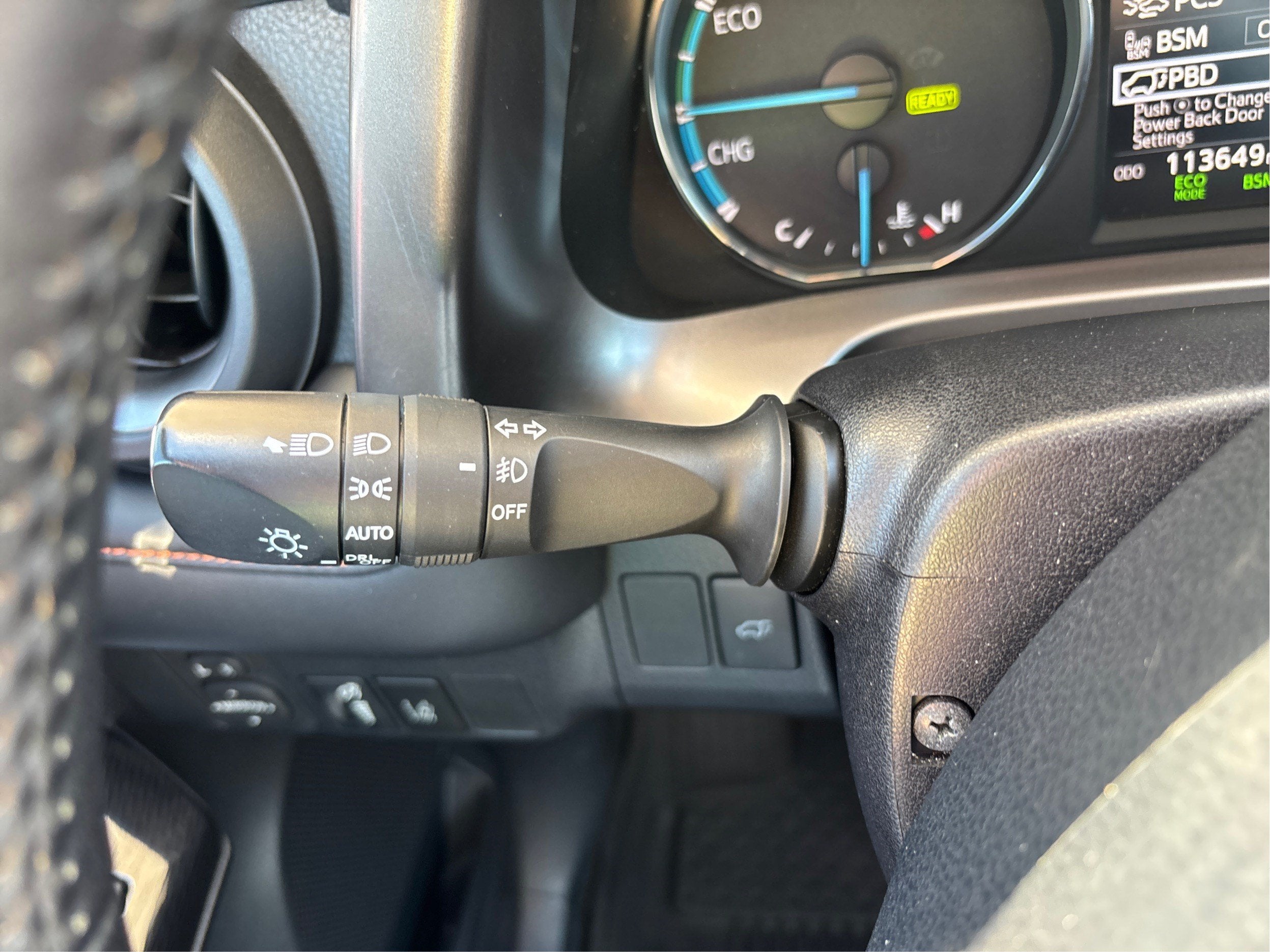 2017 Toyota RAV4 Hybrid SE AWD