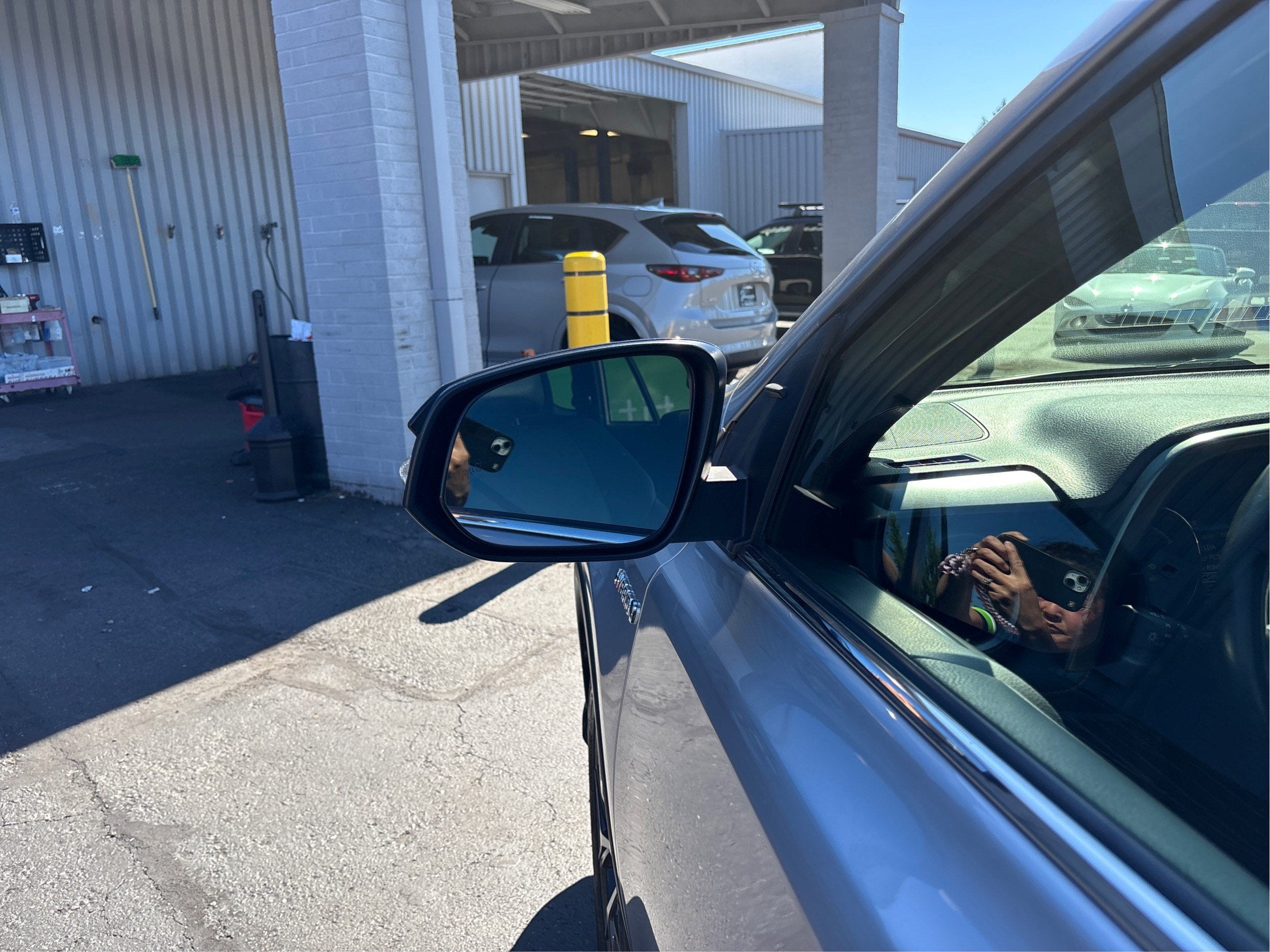 2017 Toyota RAV4 Hybrid SE AWD