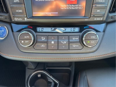 2017 Toyota RAV4 Hybrid SE AWD