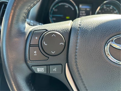 2017 Toyota RAV4 Hybrid SE AWD