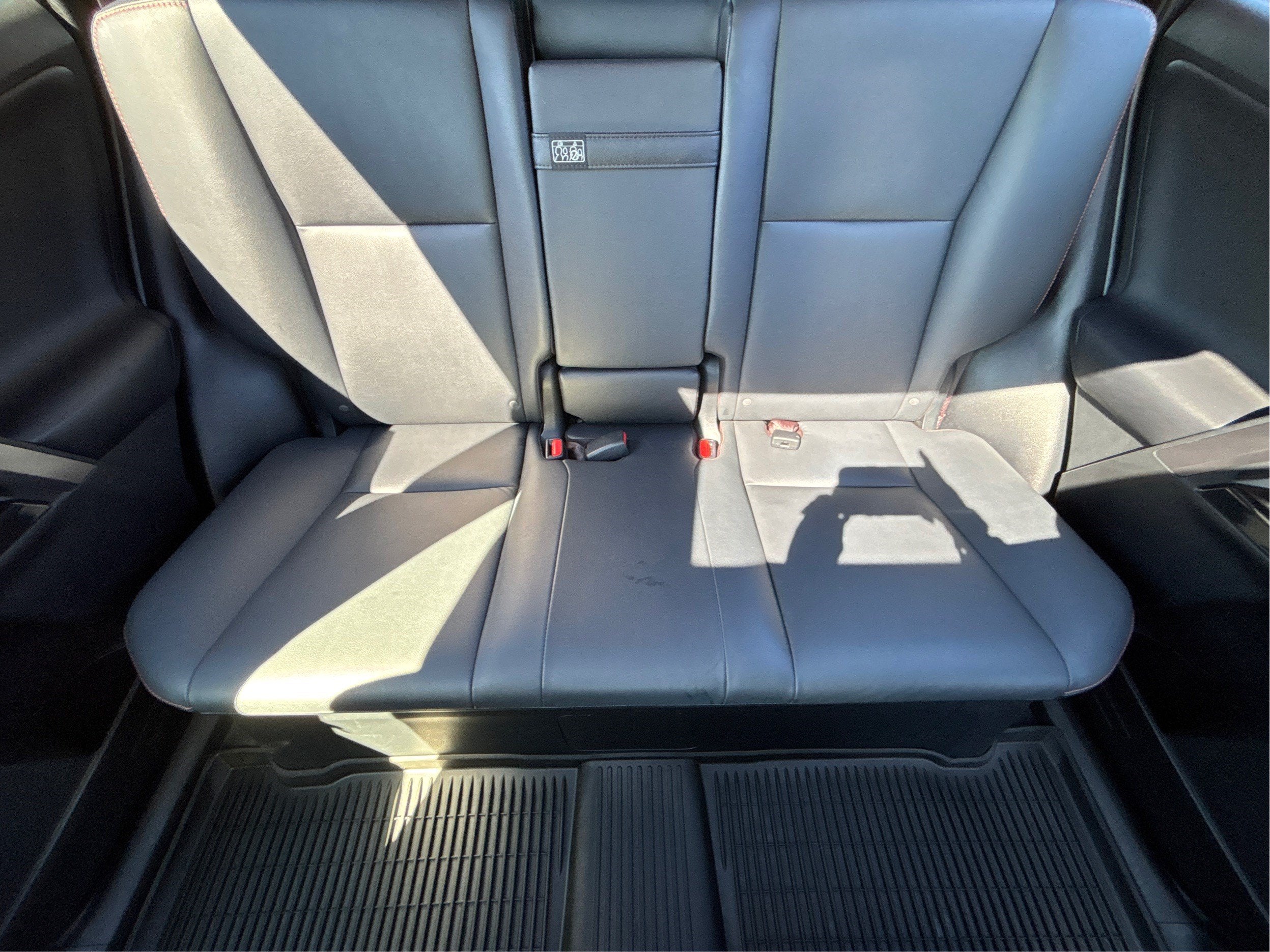 2017 Toyota RAV4 Hybrid SE AWD