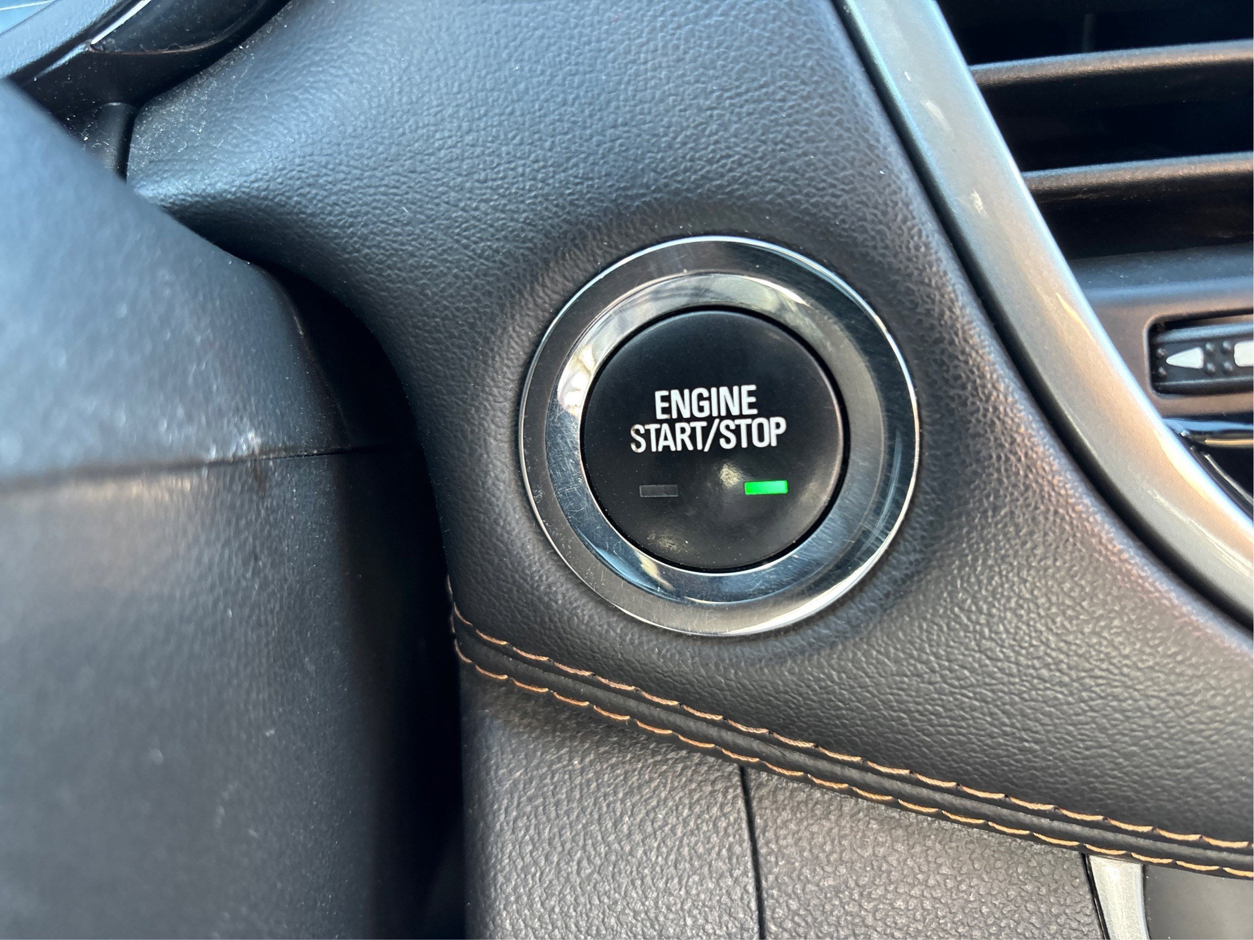 2022 Chevrolet Trax LT AWD