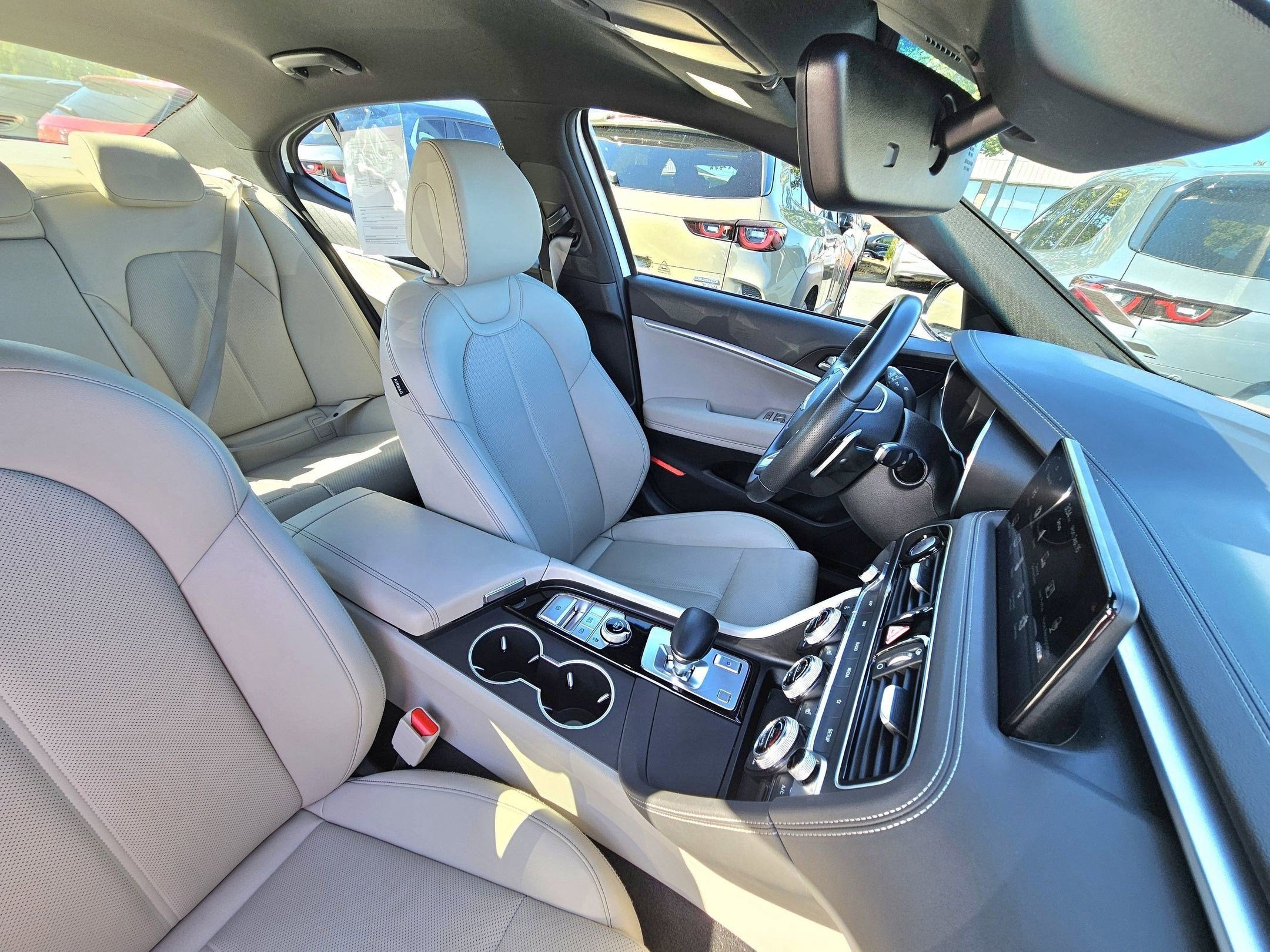 2023 Genesis G70 2.0T AWD