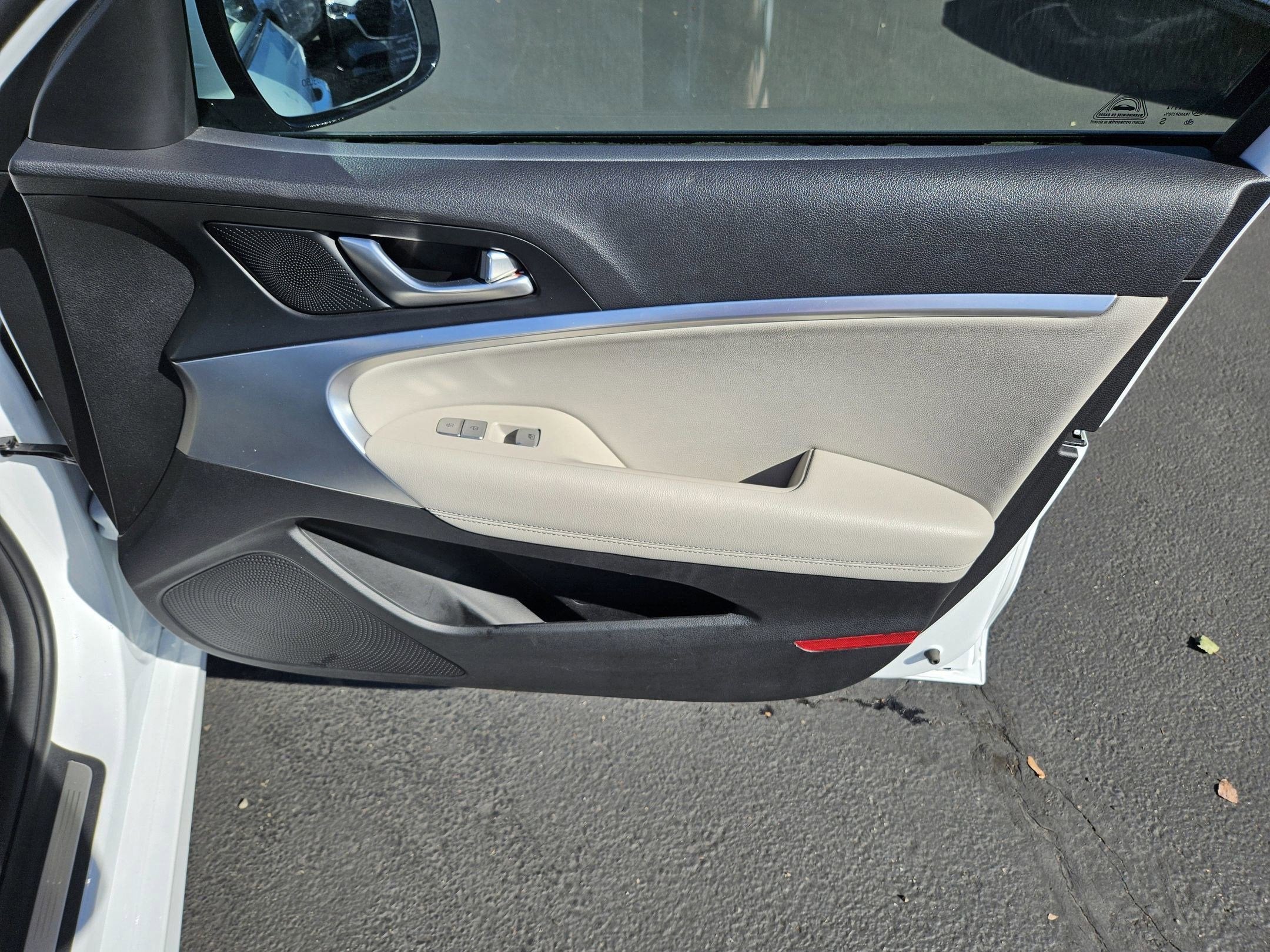 2023 Genesis G70 2.0T AWD