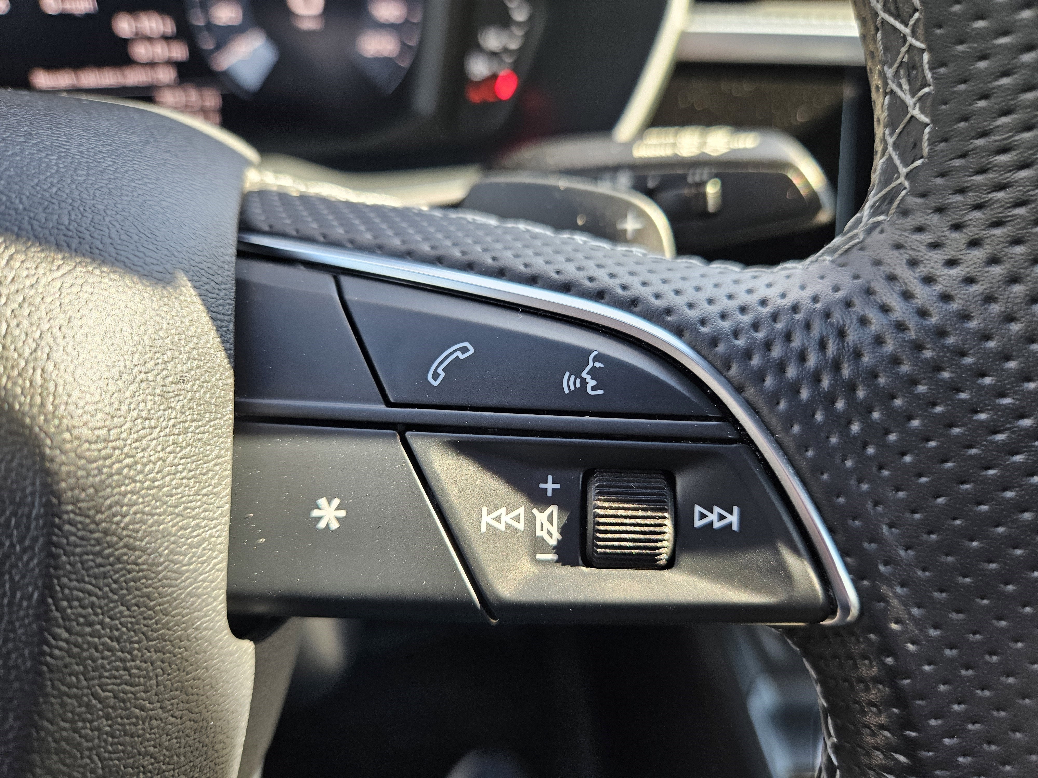 2021 Audi Q3 S line Premium Plus