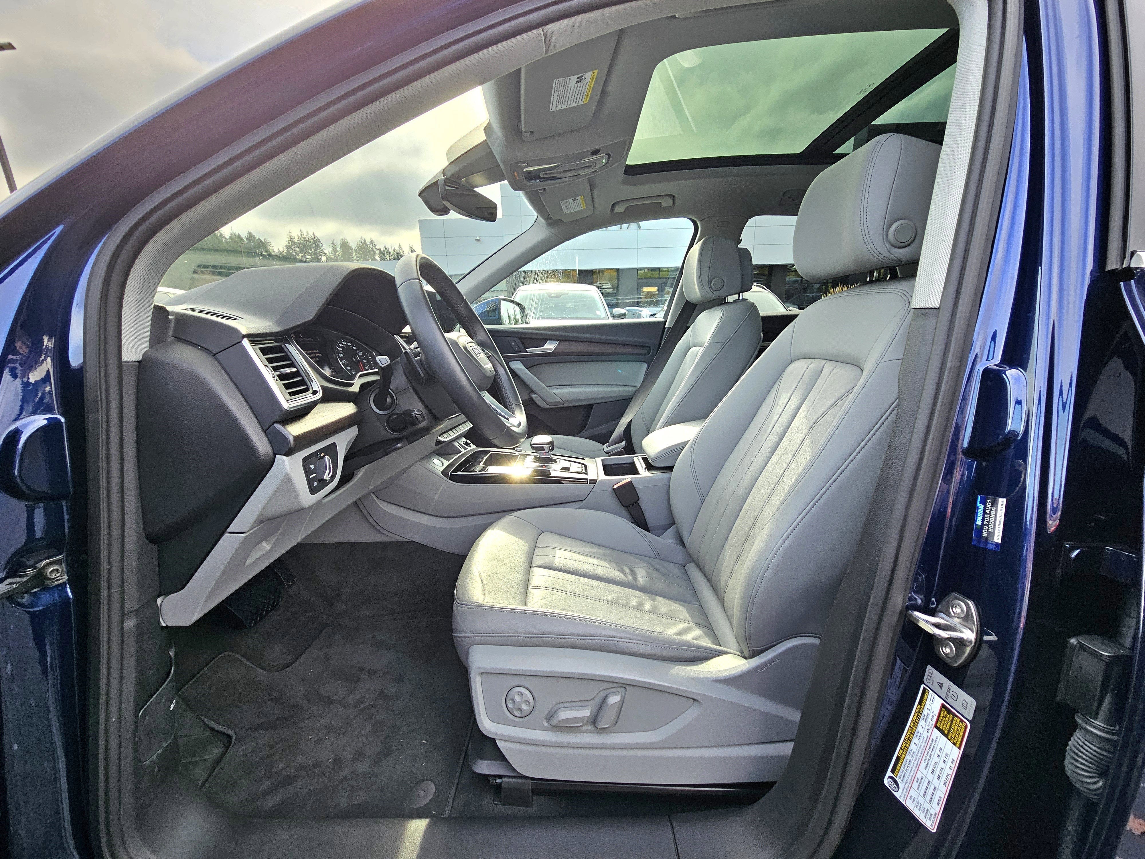 2022 Audi Q5 S line Premium