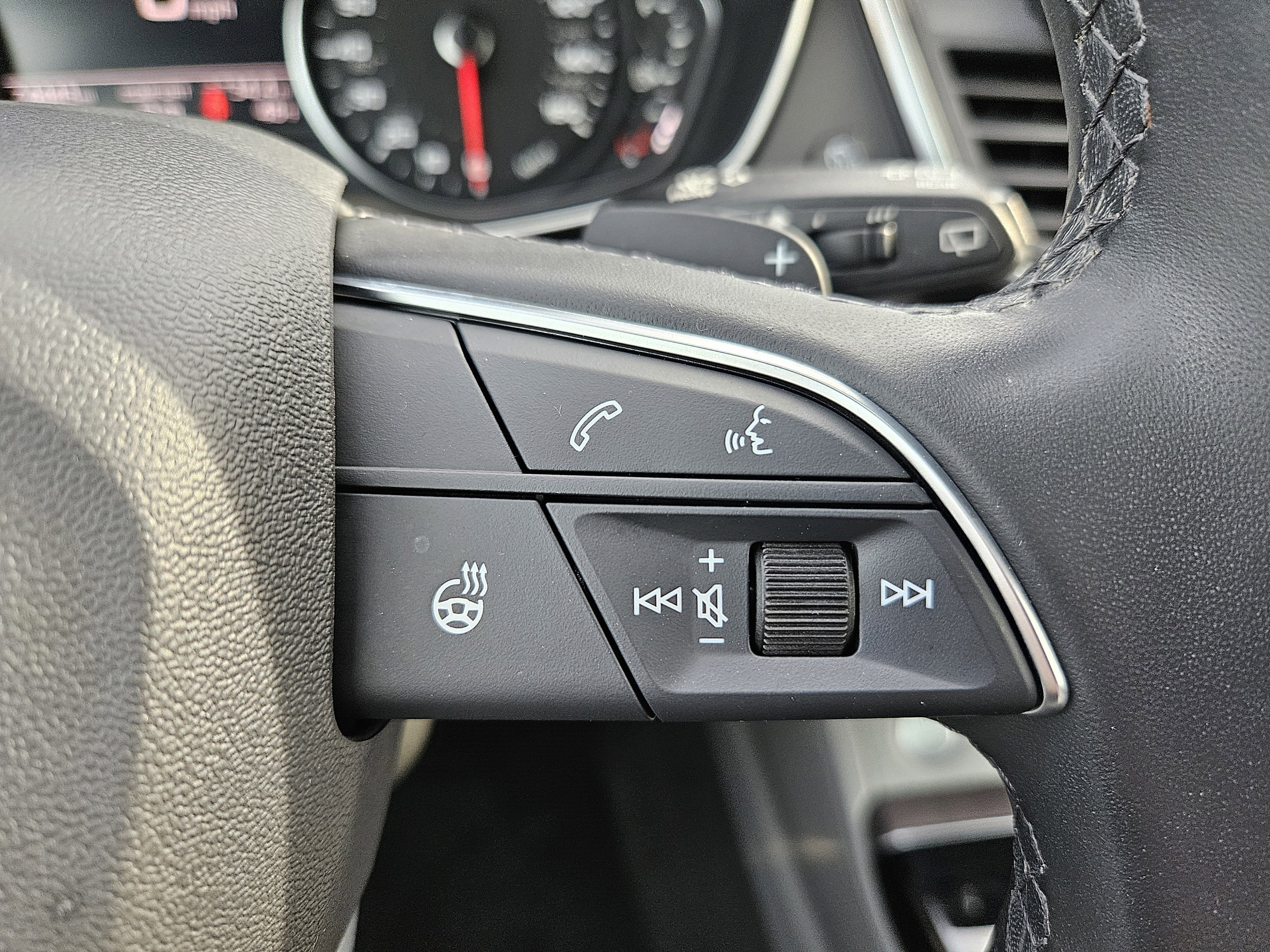 2022 Audi Q5 S line Premium