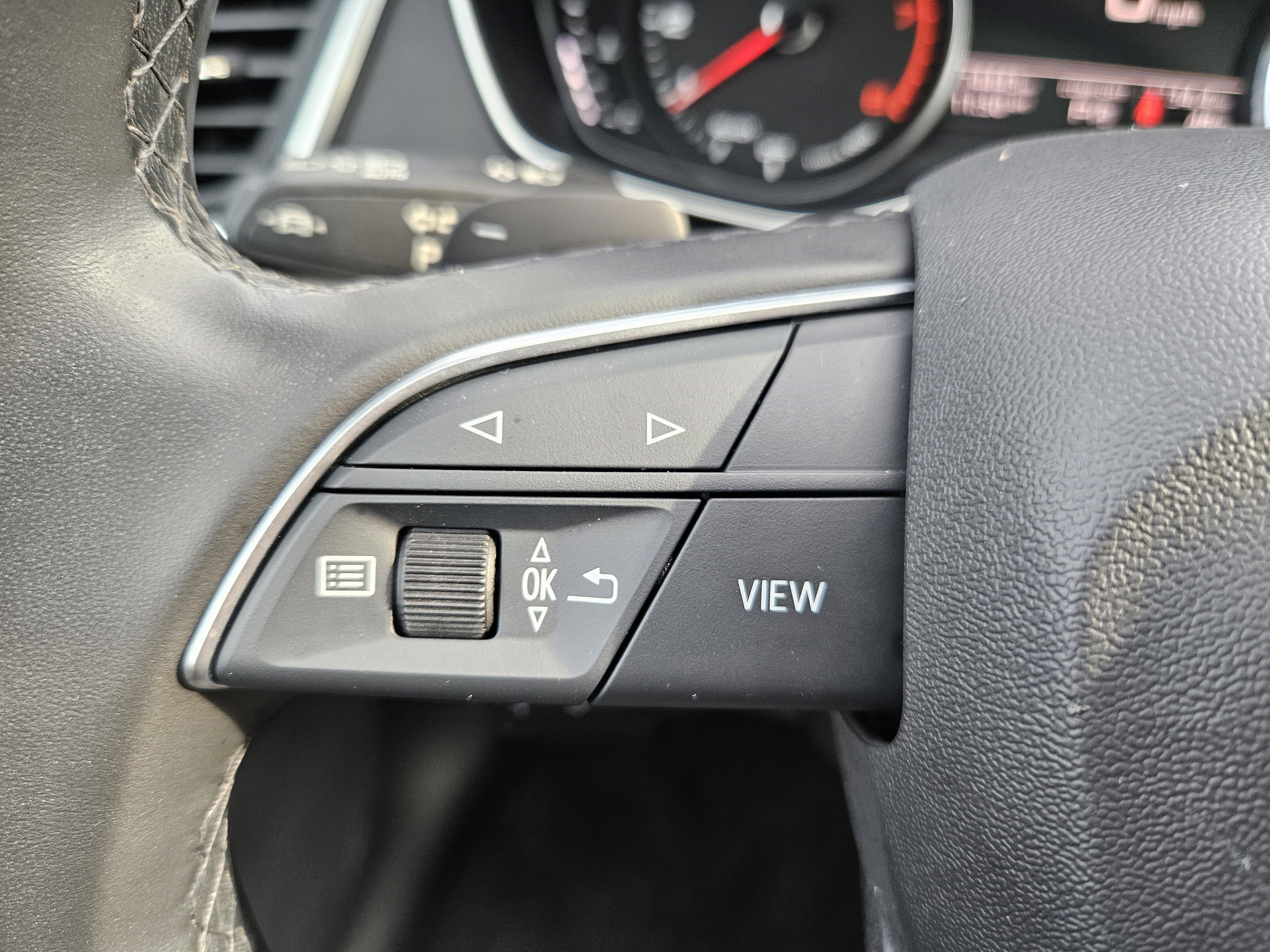 2022 Audi Q5 S line Premium