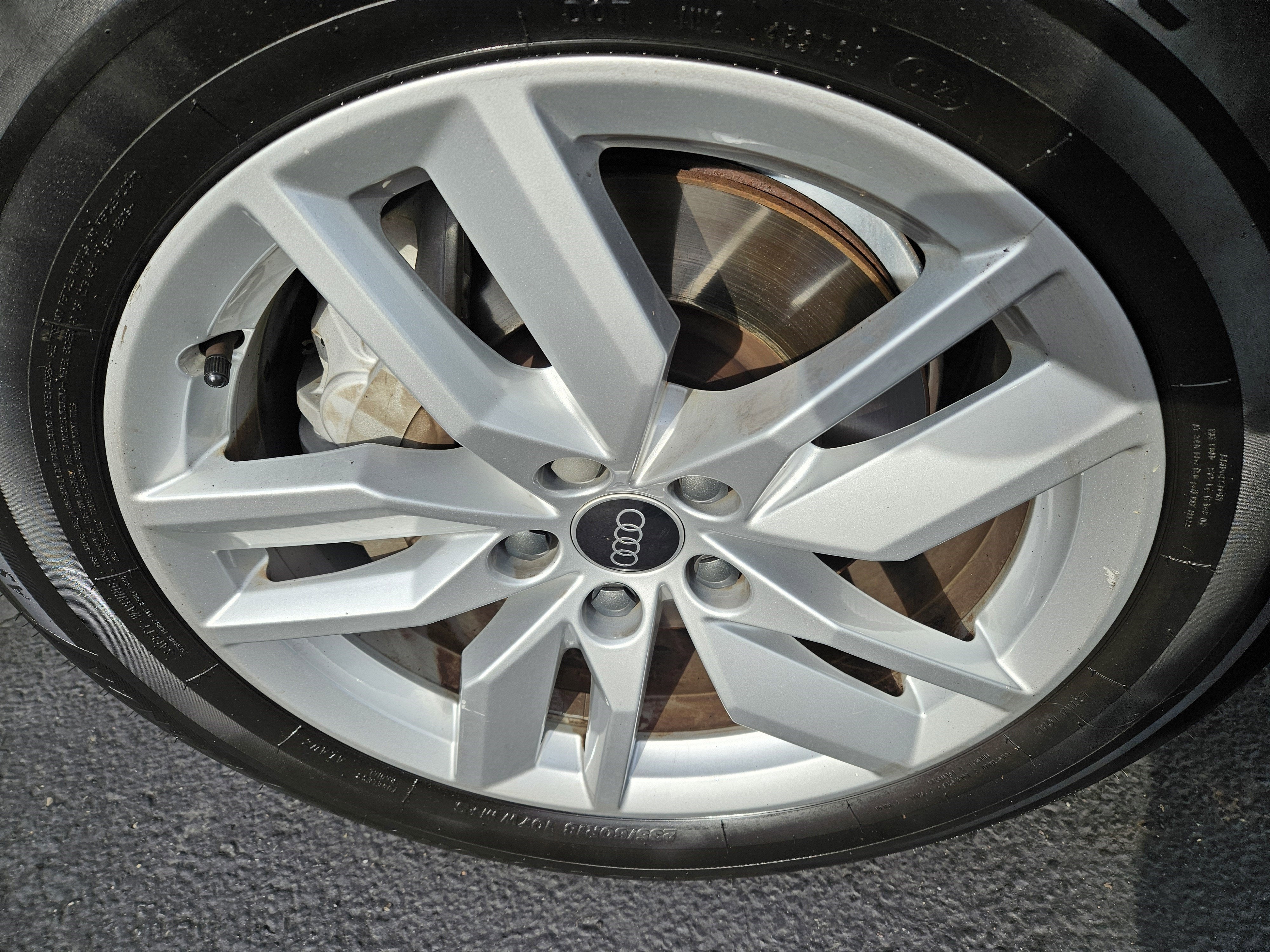 2022 Audi Q5 S line Premium