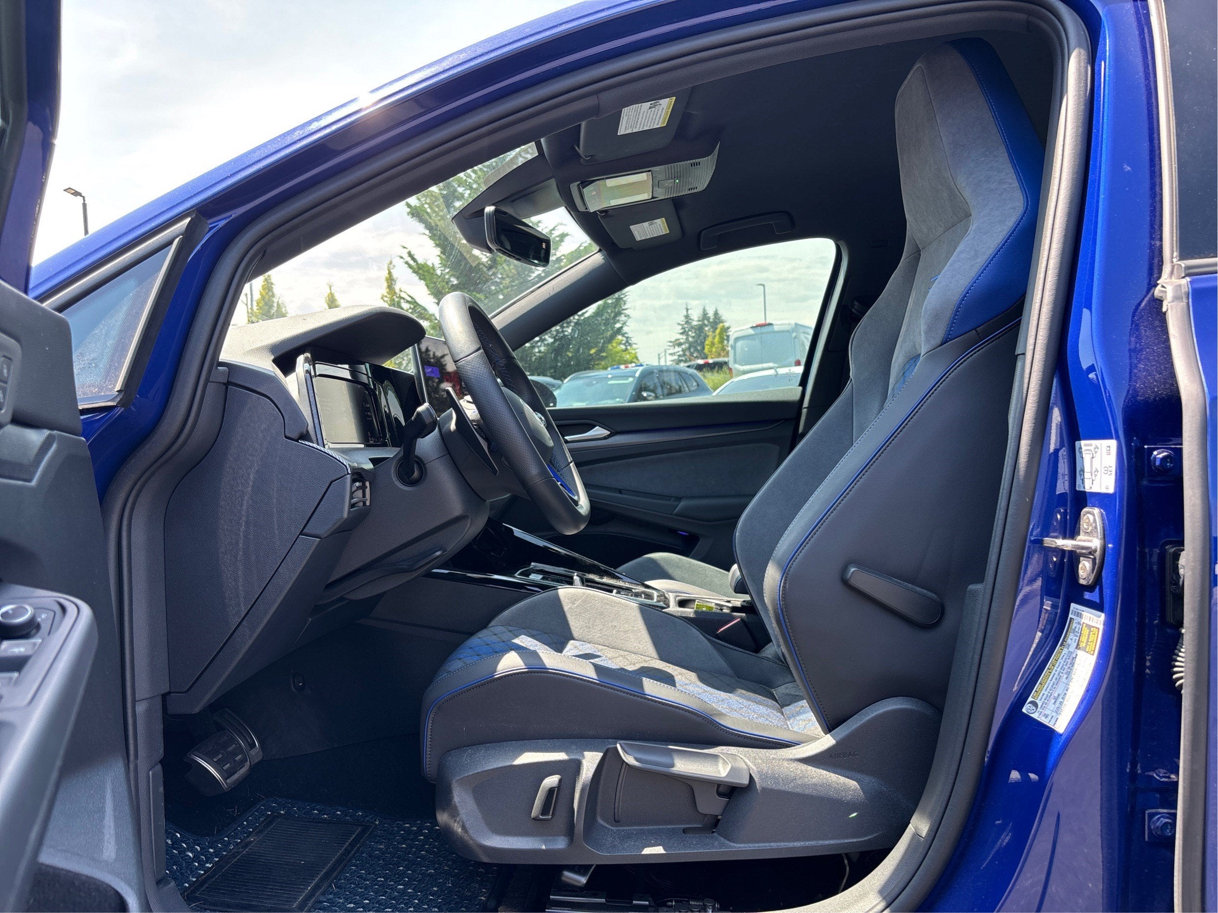 2025 Volkswagen Golf R 4DR DSG 2.0