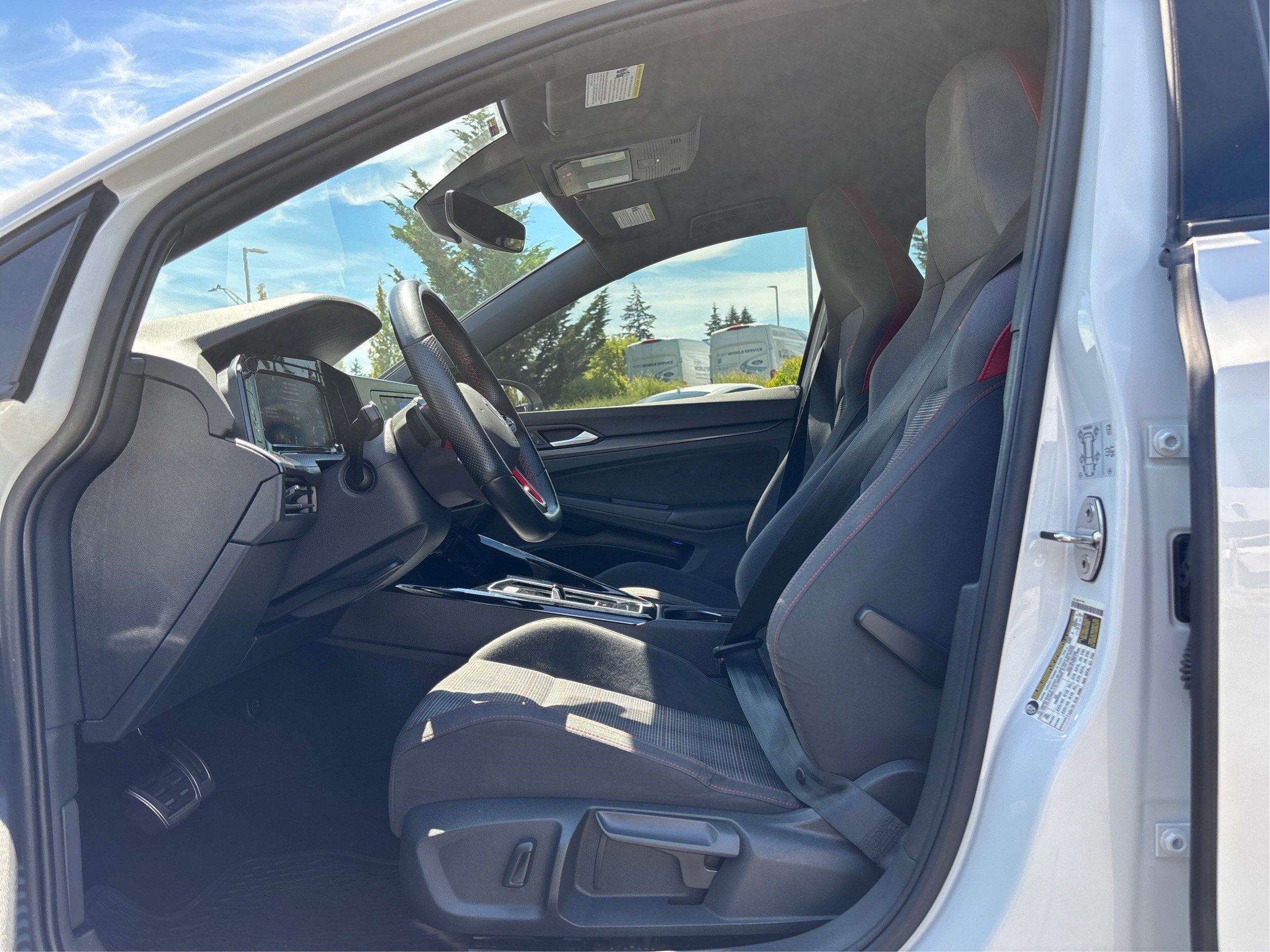 2023 Volkswagen Golf GTI S