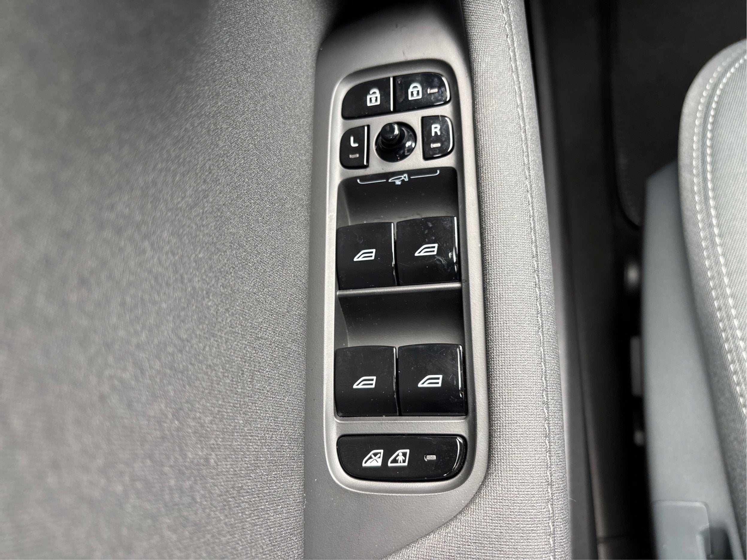 2024 Polestar 2 Long Range Dual Motor