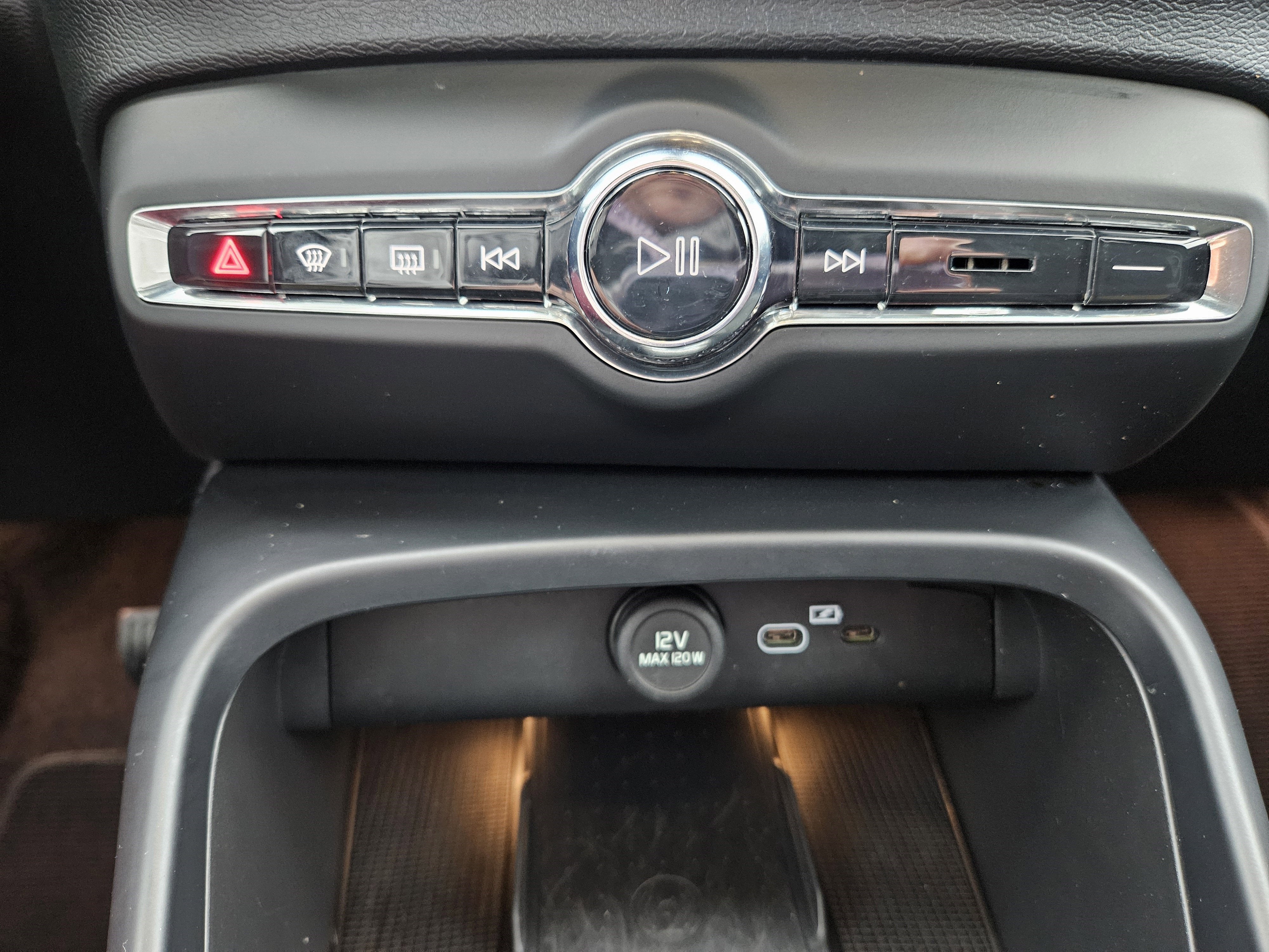 2023 Volvo XC40 Recharge Pure Electric Ultimate