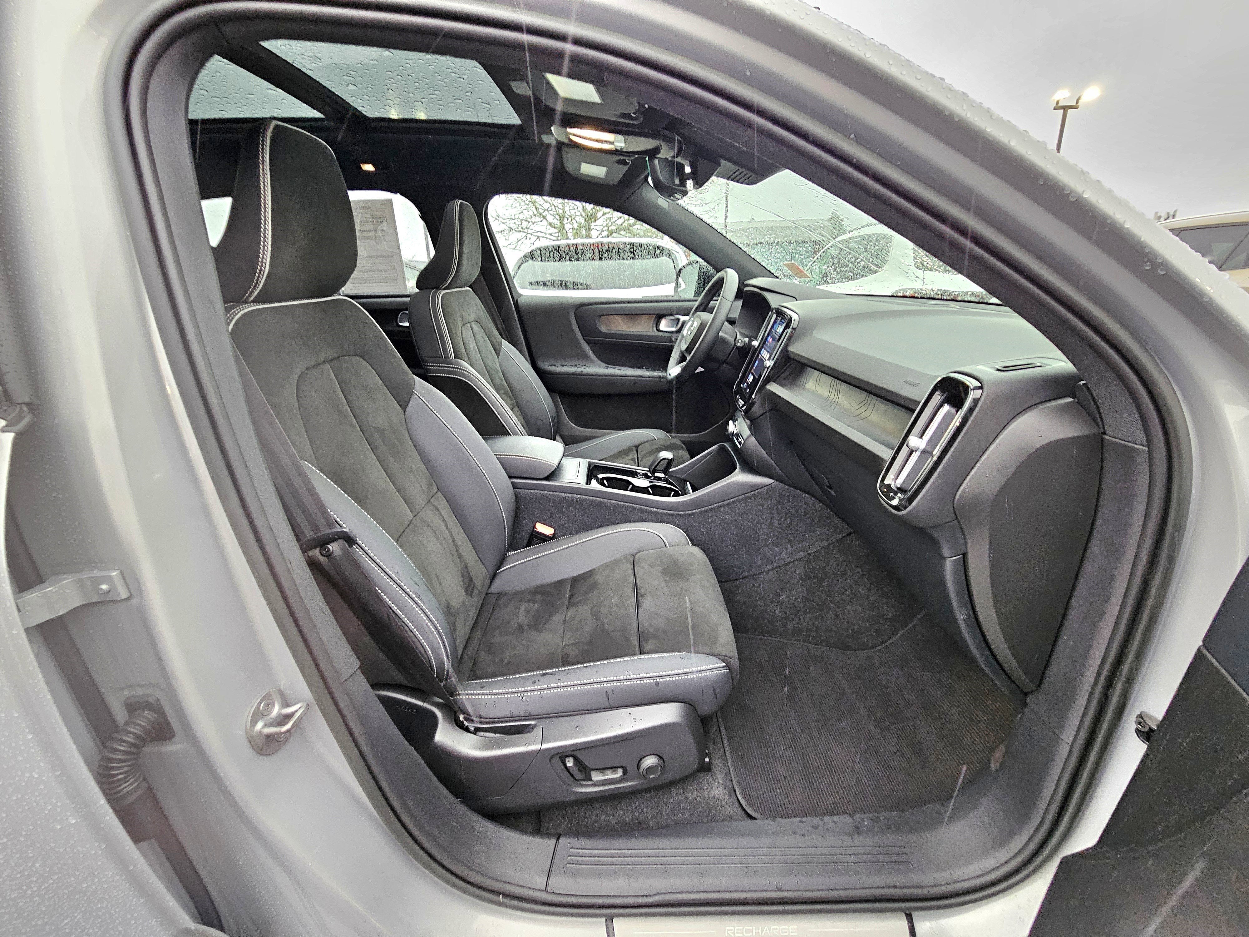 2023 Volvo XC40 Recharge Pure Electric Ultimate