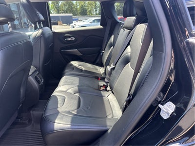 2022 Jeep Cherokee Latitude Lux 4WD