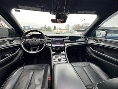 2023 Jeep Grand Cherokee Overland 4WD