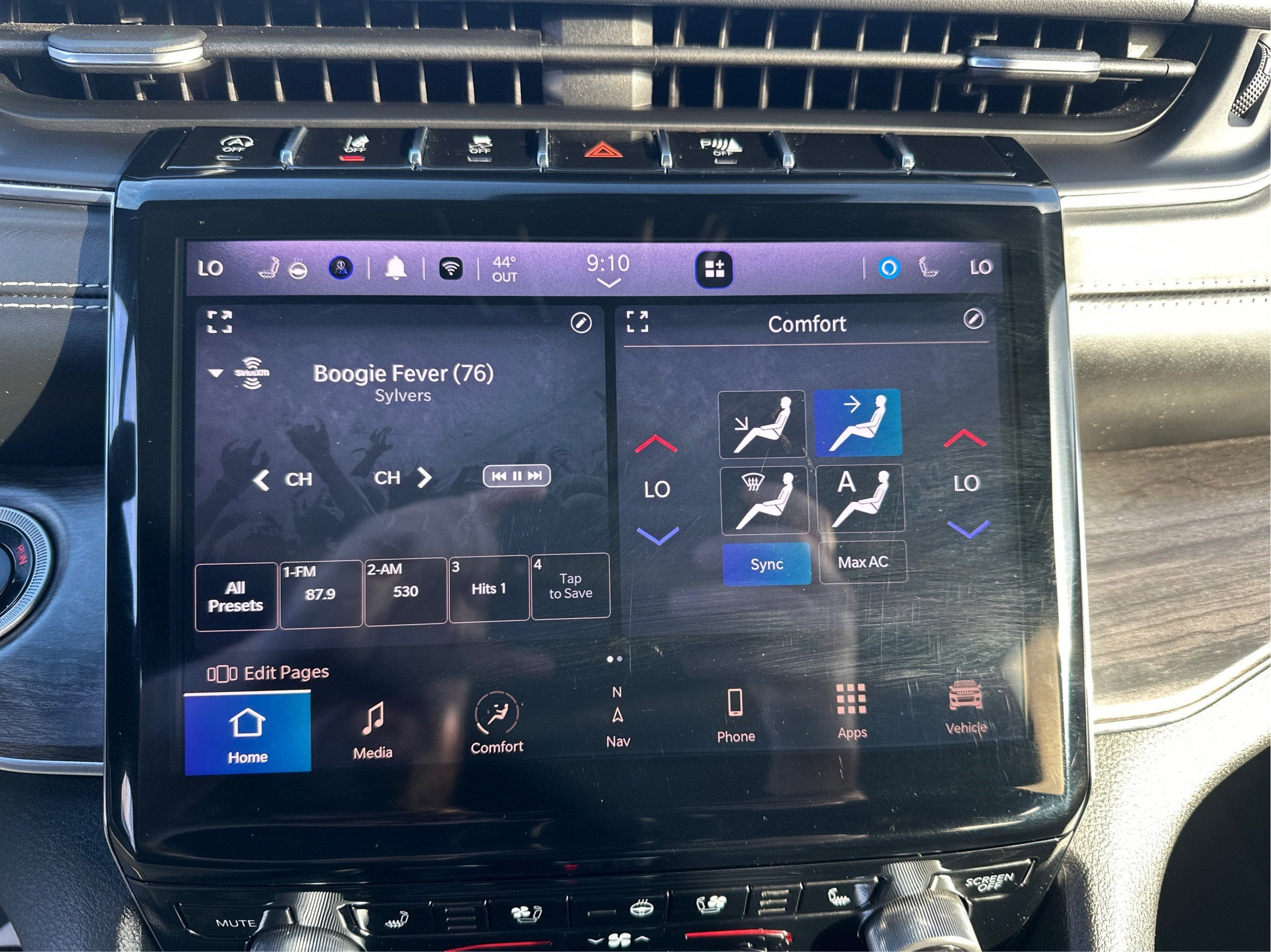 2022 Jeep Grand Cherokee L Overland 4WD