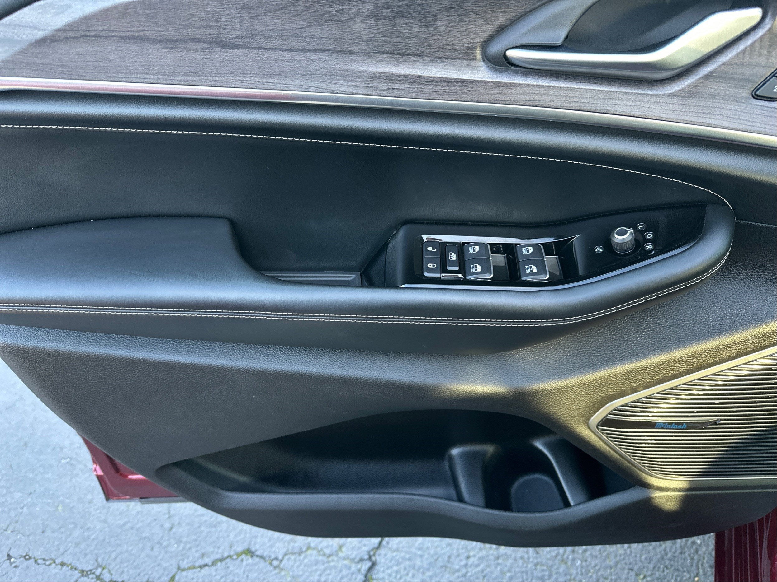 2022 Jeep Grand Cherokee L Overland 4WD