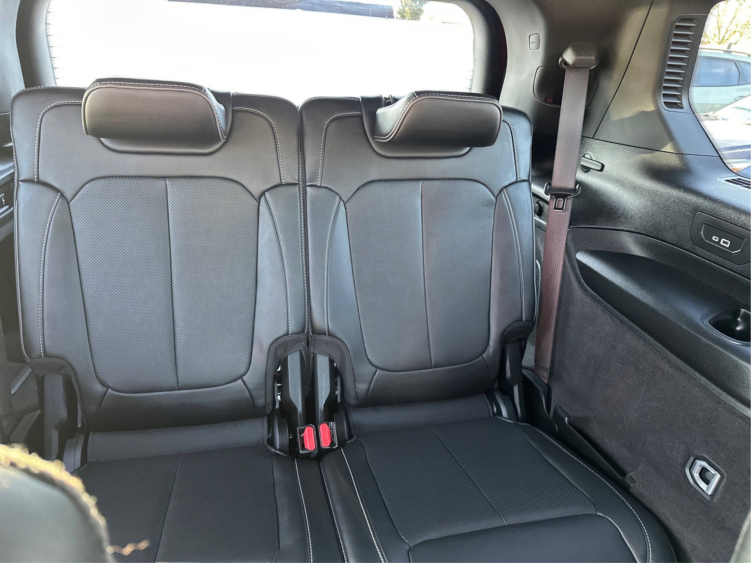 2022 Jeep Grand Cherokee L Overland 4WD