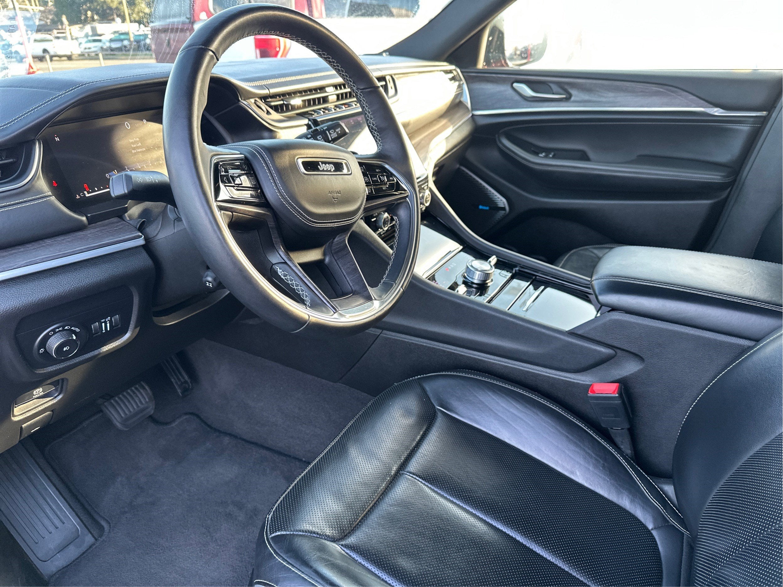 2022 Jeep Grand Cherokee L Overland 4WD