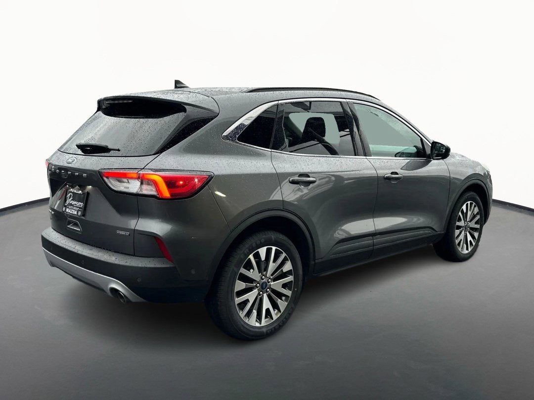 2021 Ford Escape Titanium Hybrid AWD