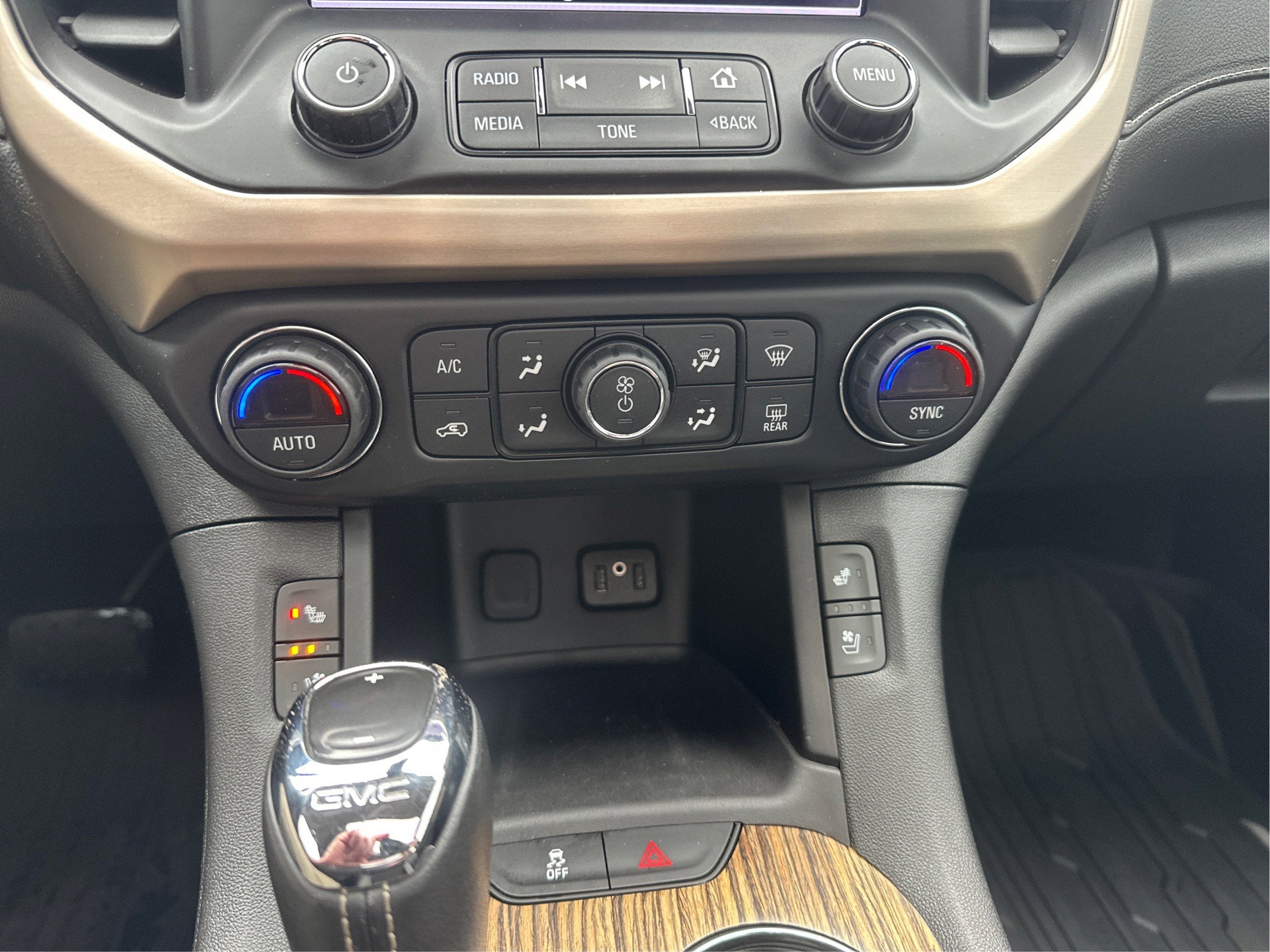 2019 GMC Acadia Denali AWD