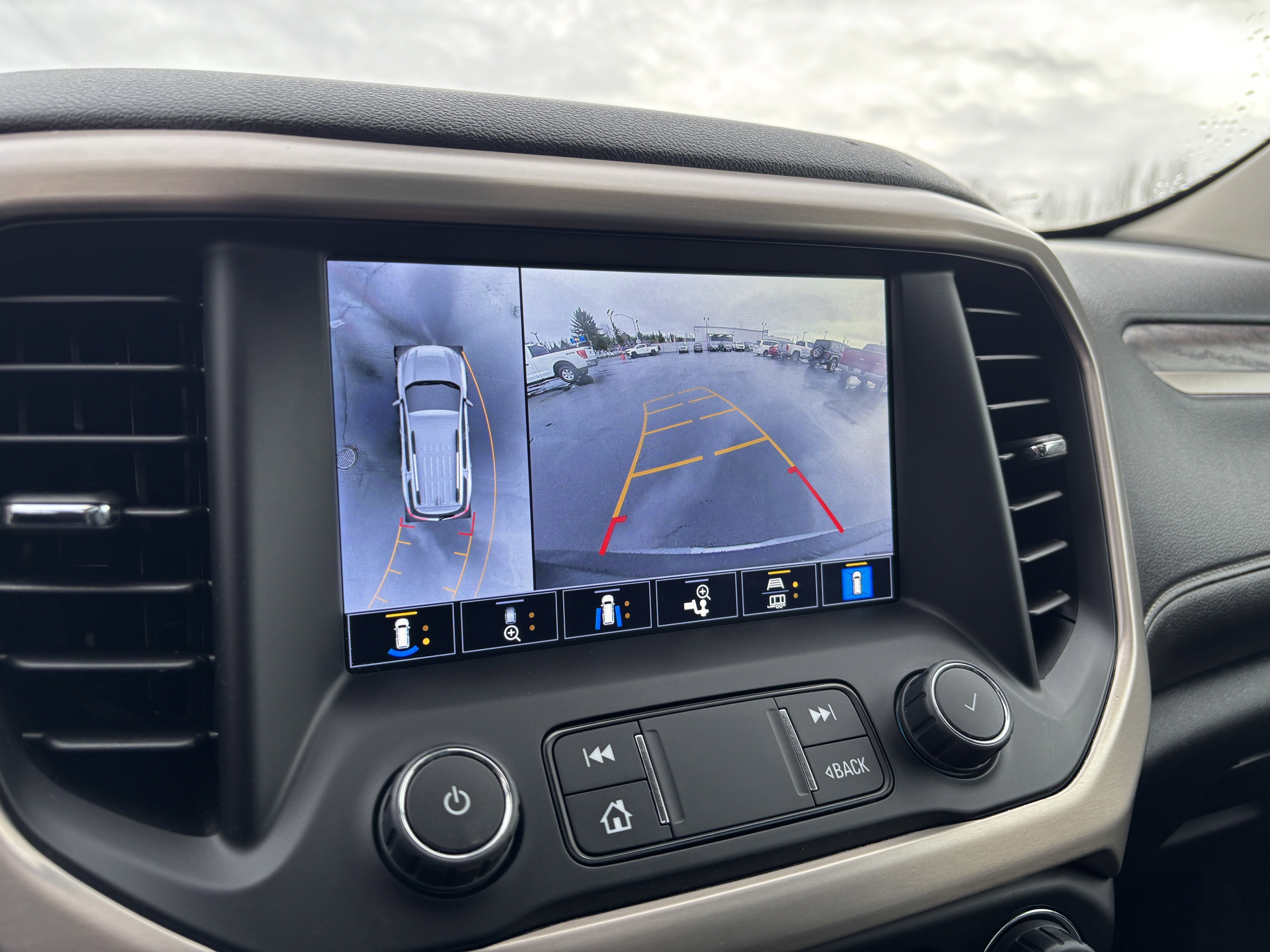 2022 GMC Acadia Denali AWD