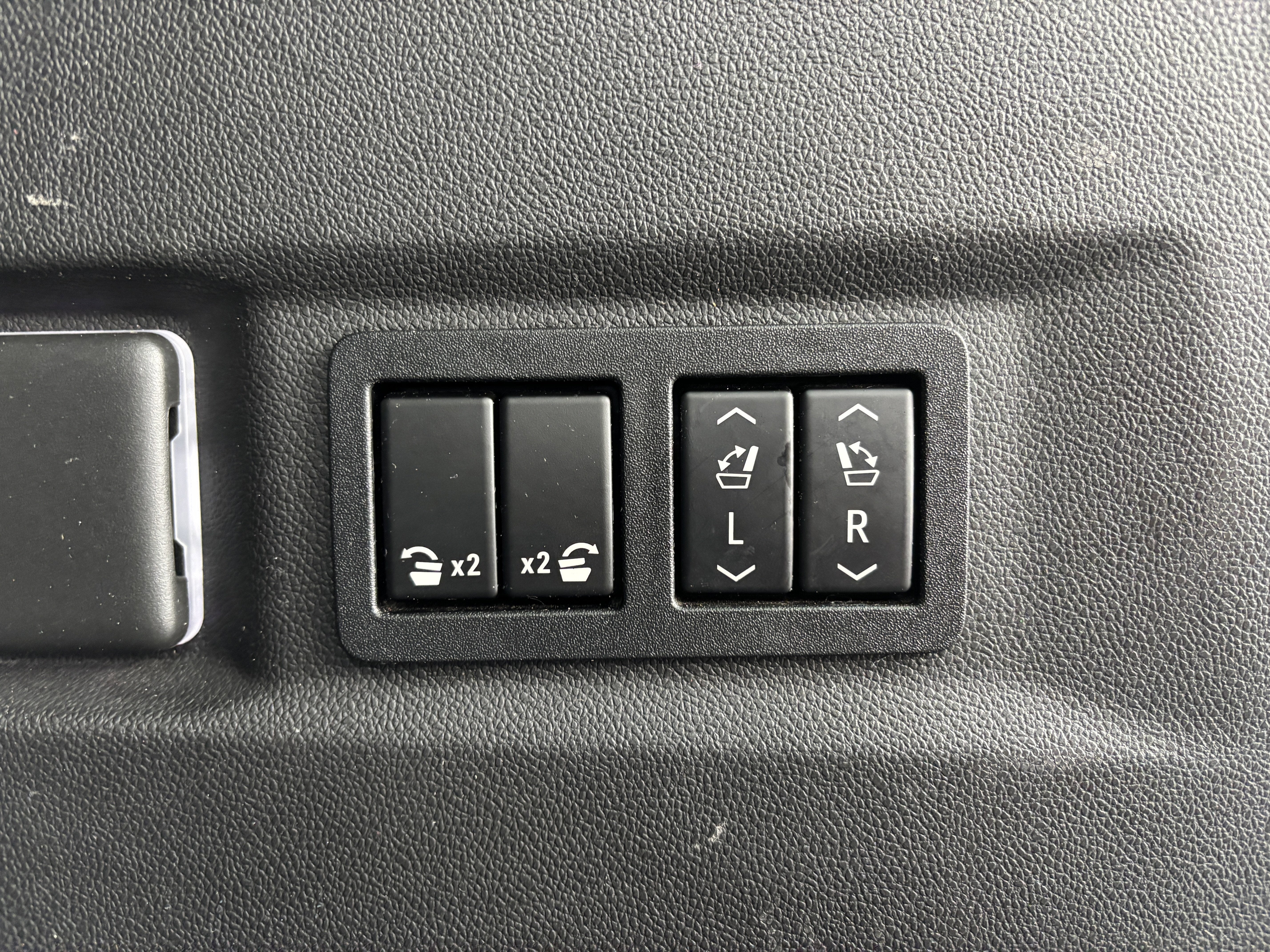 2021 GMC Yukon Denali 4WD